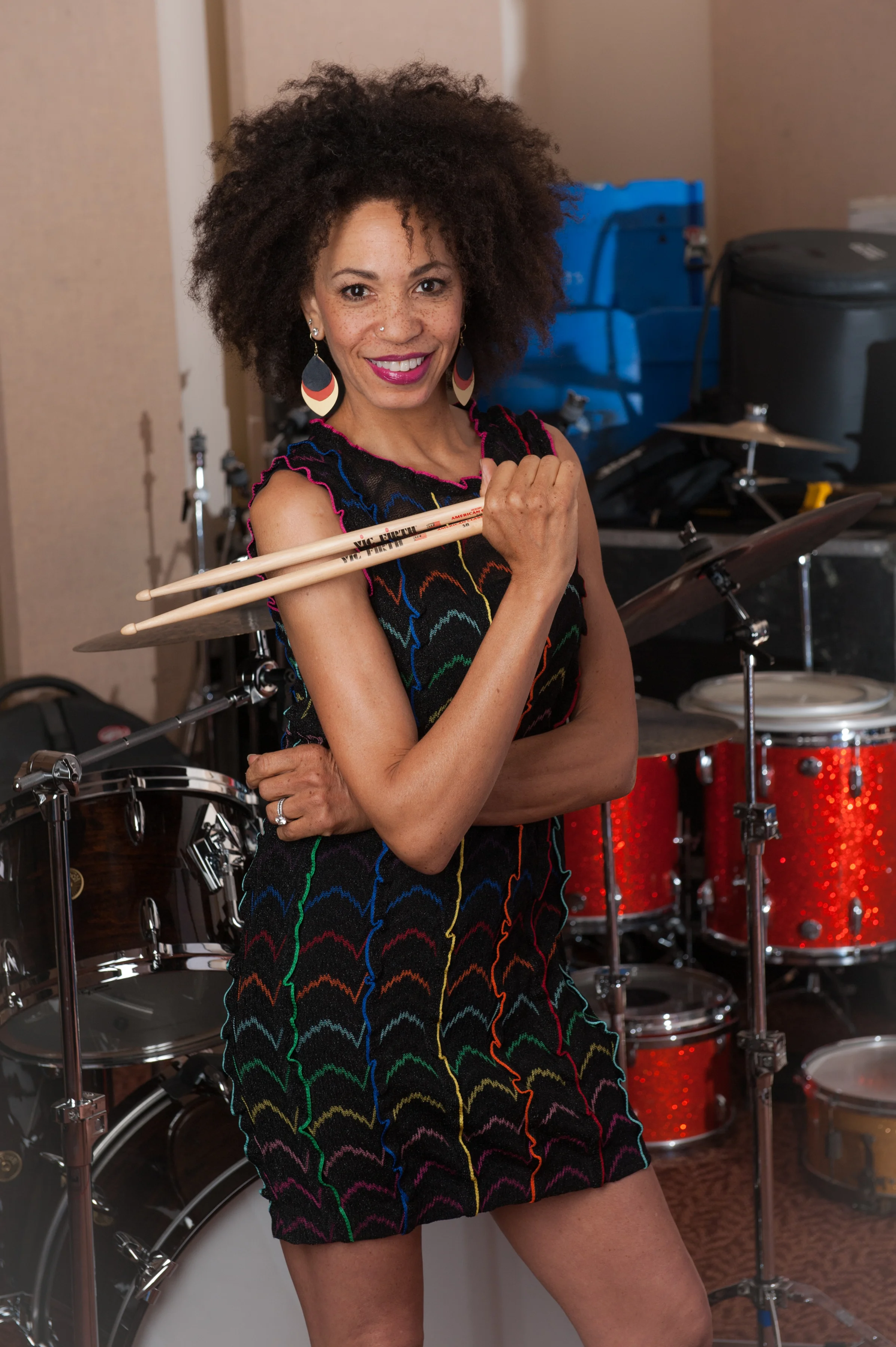 Cindy Blackman Santana e Vic Firth Sticks.jpg