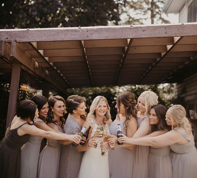 •Still reminiscing about this super special day • 🖤
•
•
•
•
•makeup by: @taylorswitzermakeup @presleyfoskettmakeup •hair by: @hairbyday.inc 
#weddinghair #weddingday #bridesmaids #kenraprofessional #hairbyday #lovewhatyoudo