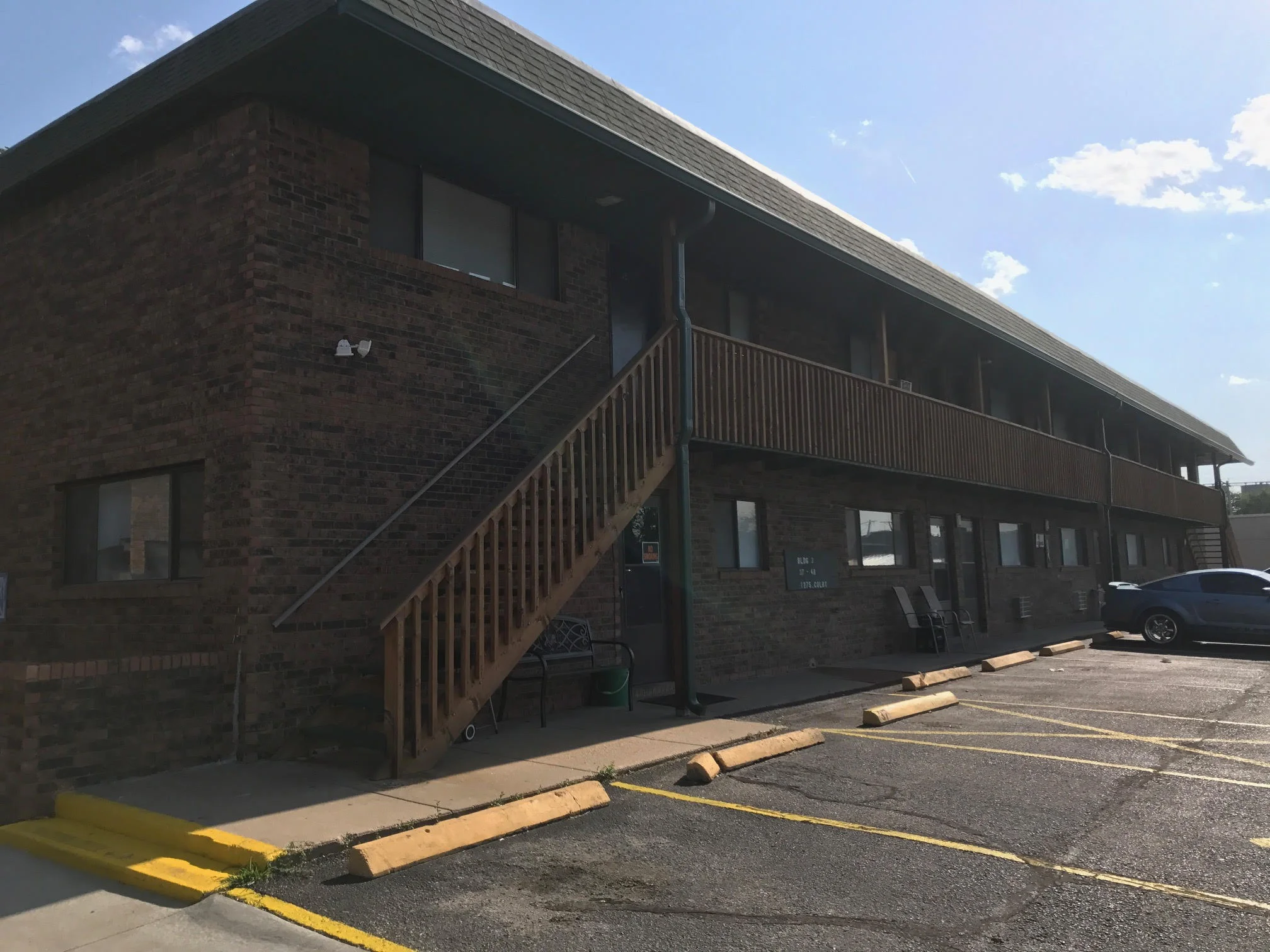 Valleyview Apartments