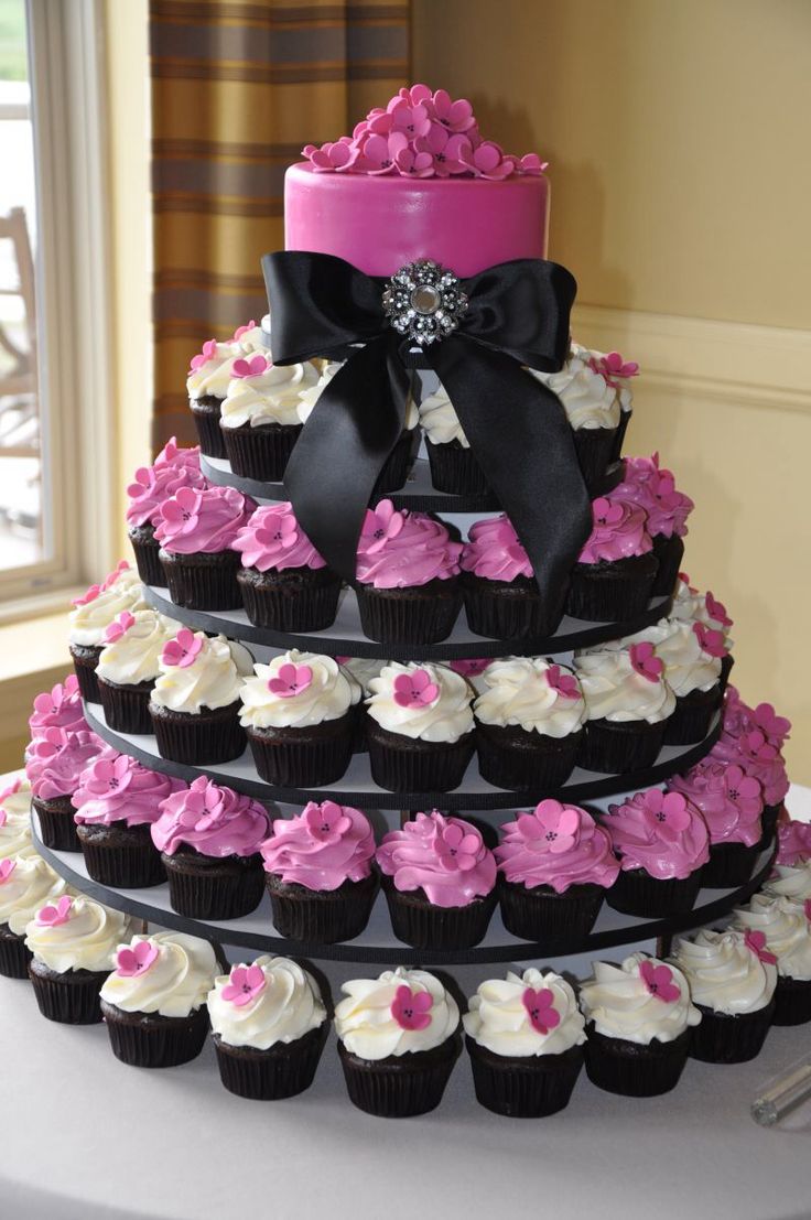 cupcake tower wedding.jpg