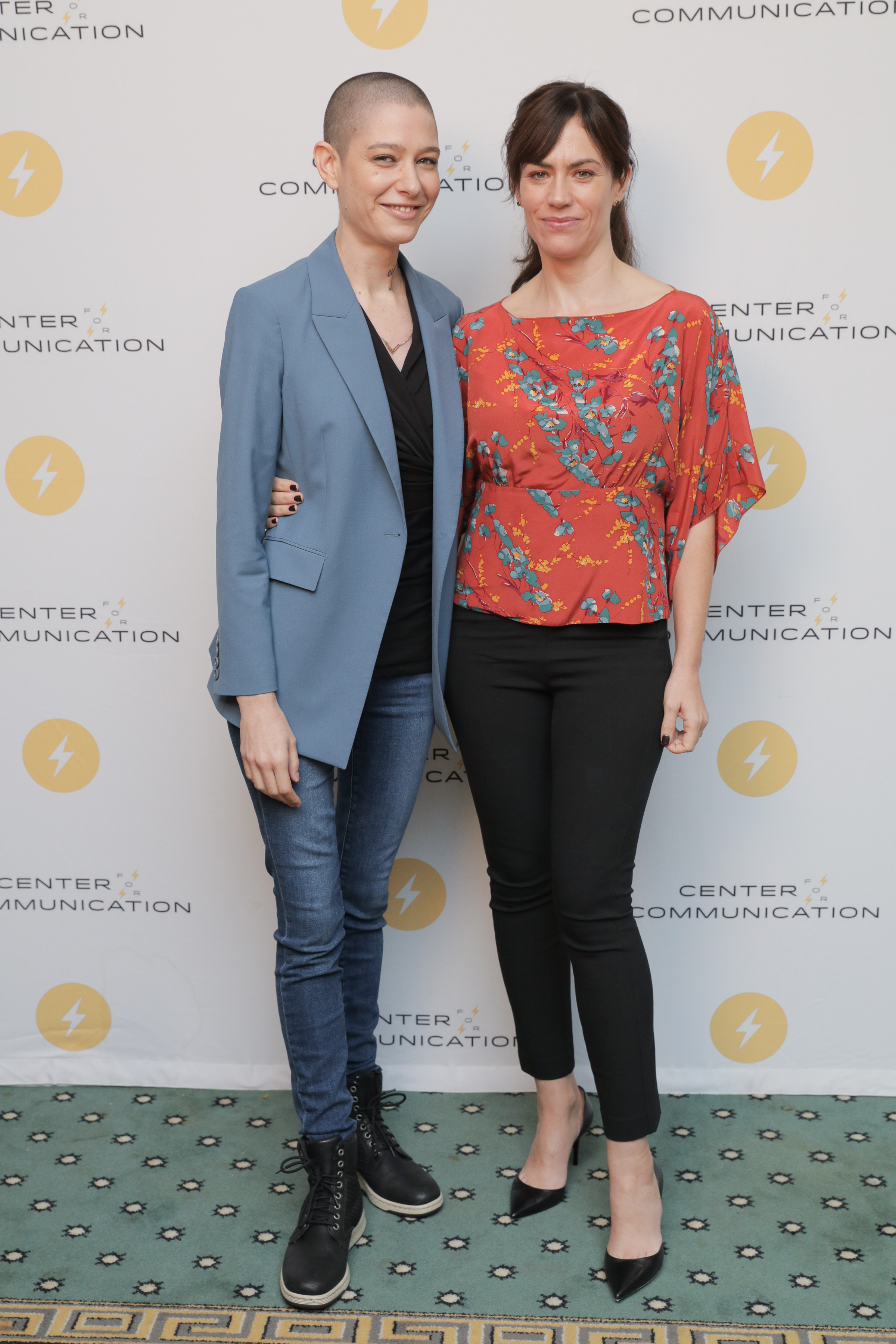 Asia Kate Dillon, Maggie Siff