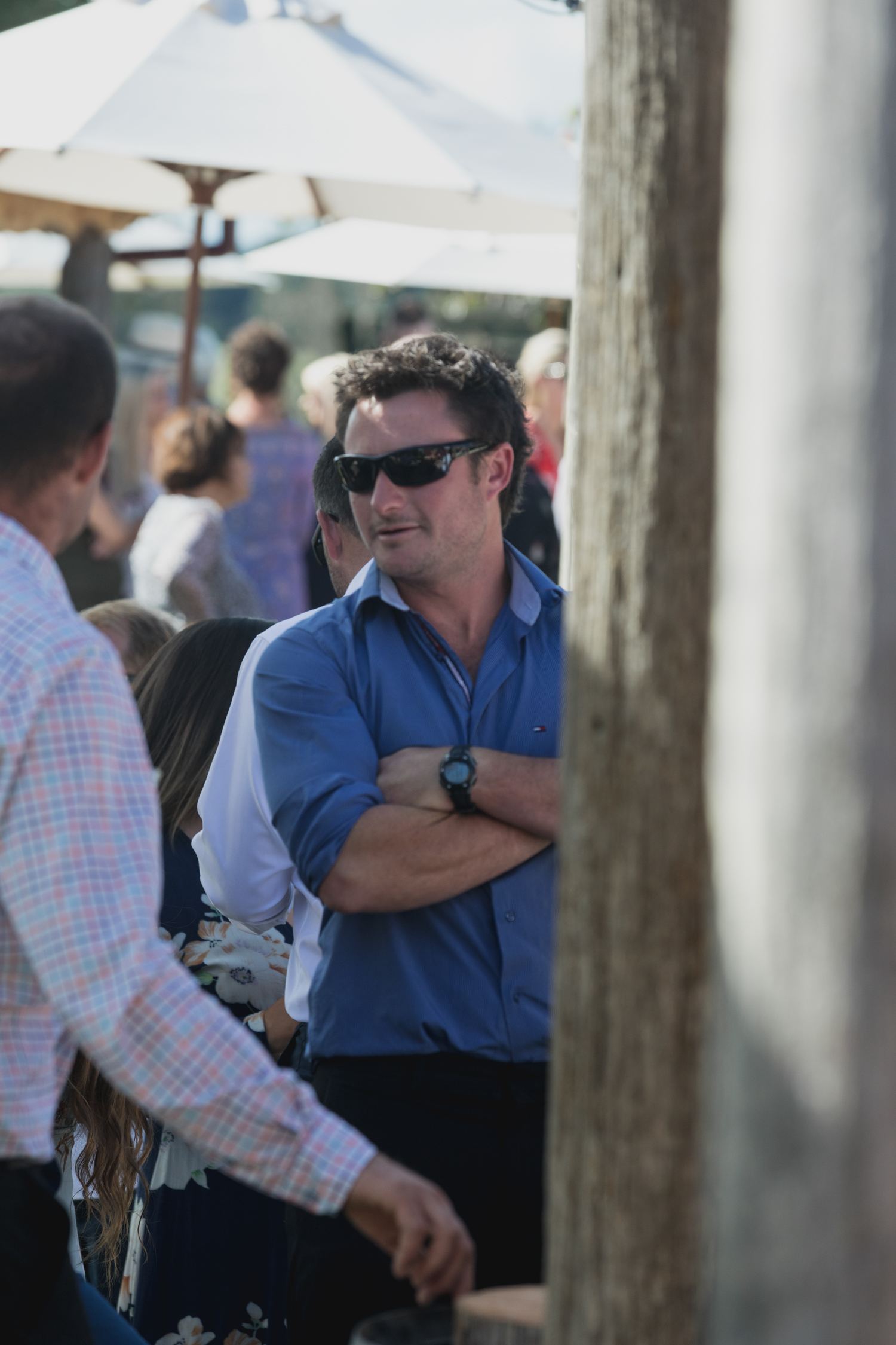 wedding-at-the-red-barn-new-zealand-wedding-photographer-guests-mingling.jpg