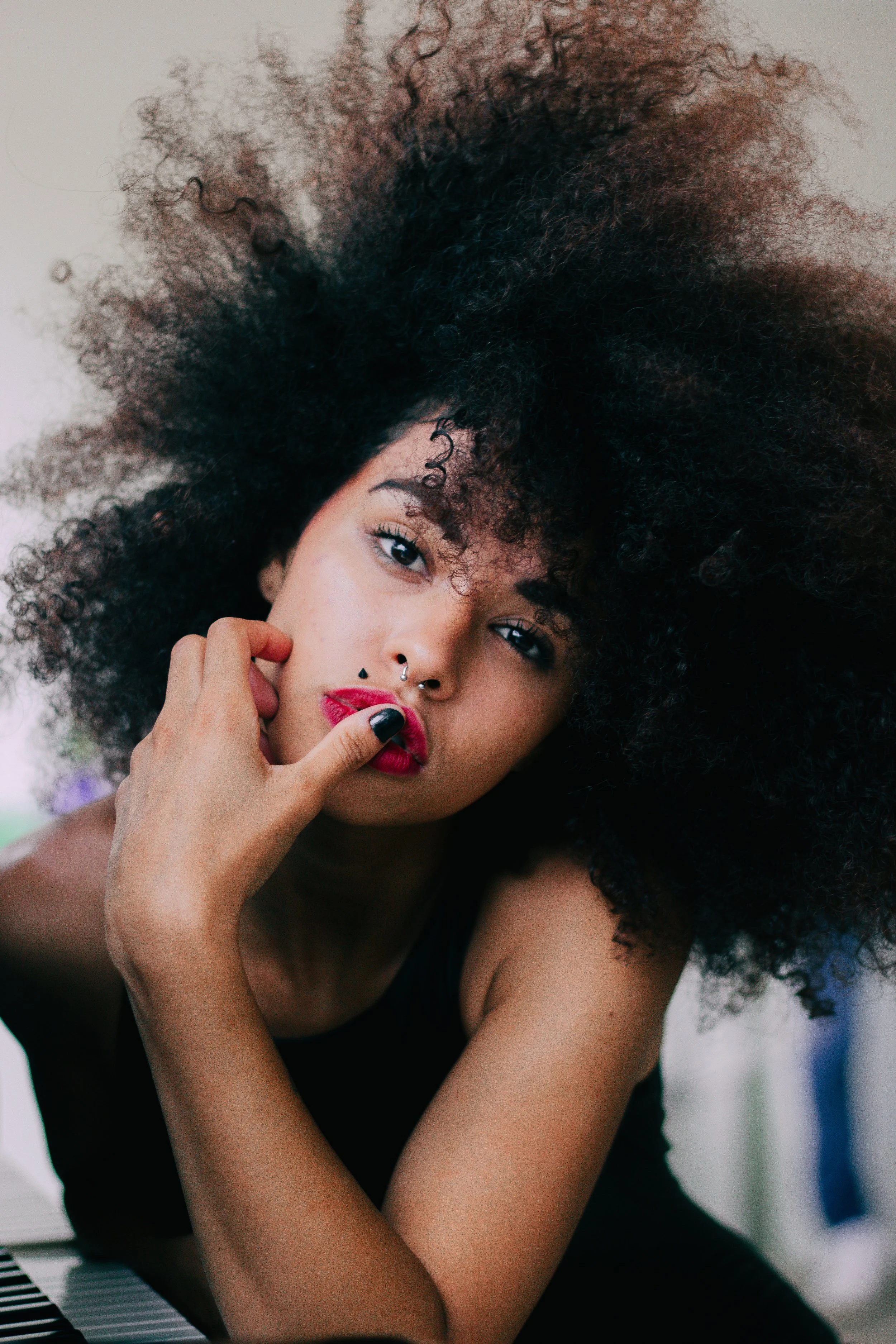 Unlocking the Secrets to Gorgeous, Frizz-Free Curls: A Comprehensive Guide for Curly Hair Care