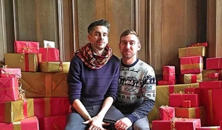 Merry Christmas from Queen and Country magazine