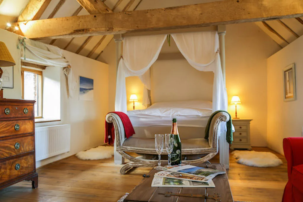 Hop-Pickers-four-poster (1).jpg