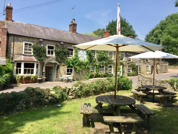 The White Lion Inn, Bourton