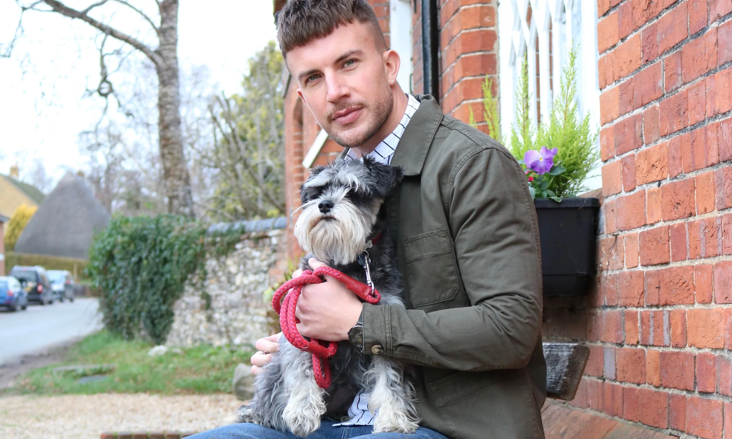 James wears, Field Jacket in Military Green
