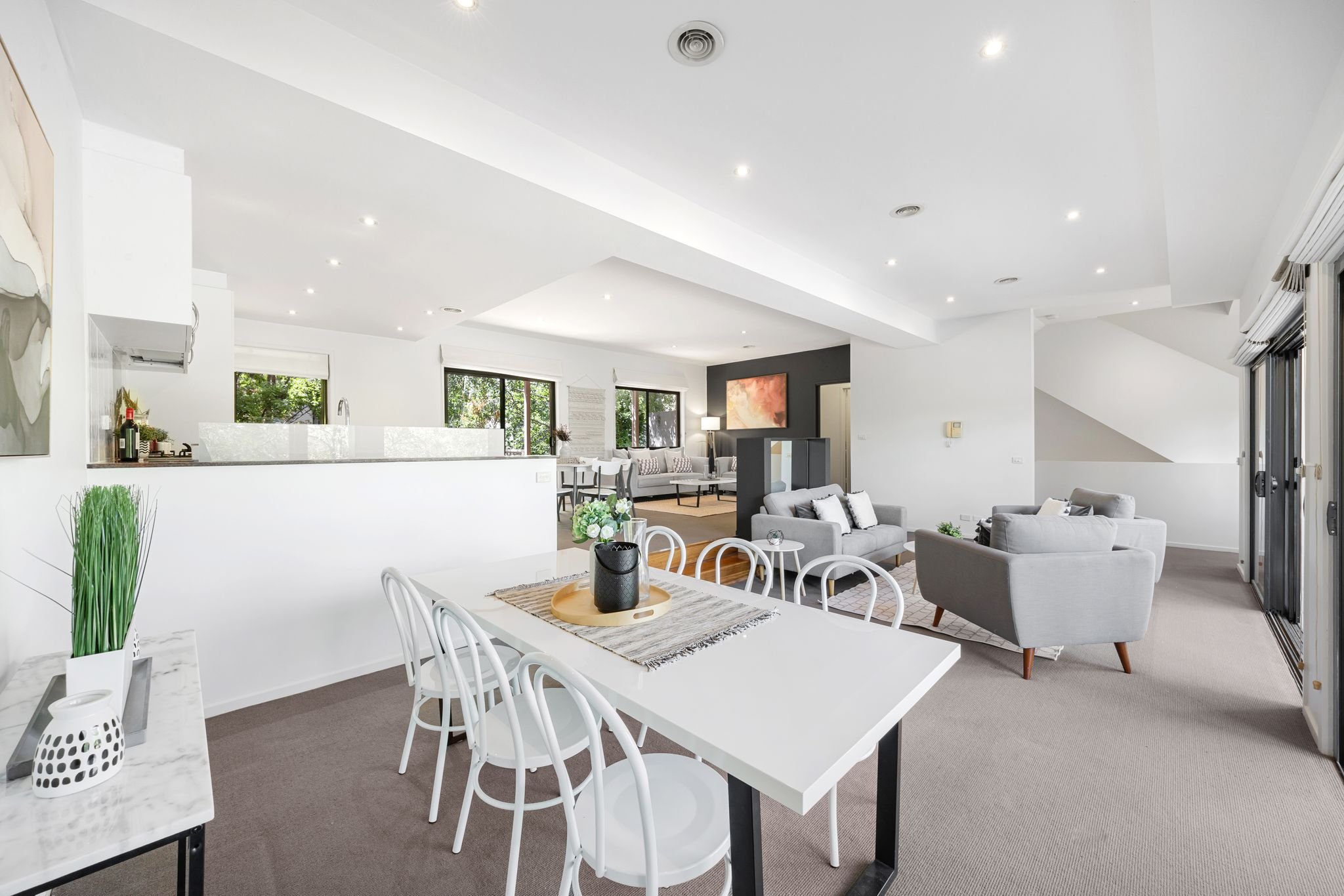 Morrisey - 53 Strayleaf Cres, Gungahlin - 03.jpg