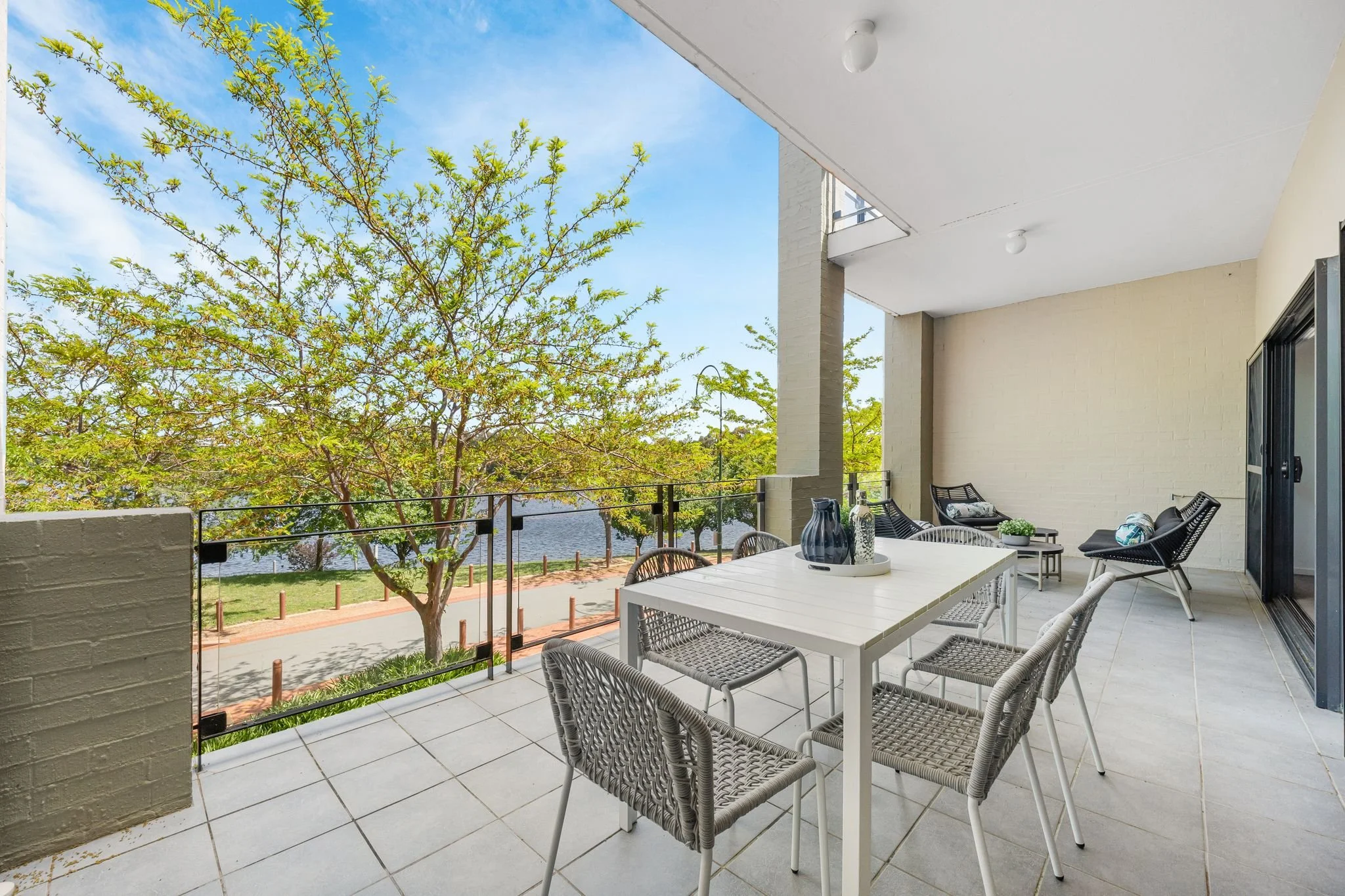 Morrisey - 53 Strayleaf Cres, Gungahlin - 07.jpg