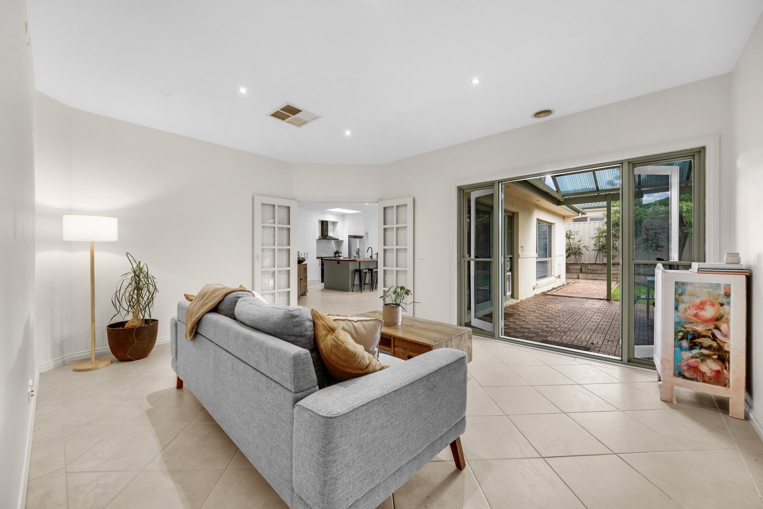 Morrissey - 50 Katherine Ave, Amaroo - 01.jpg