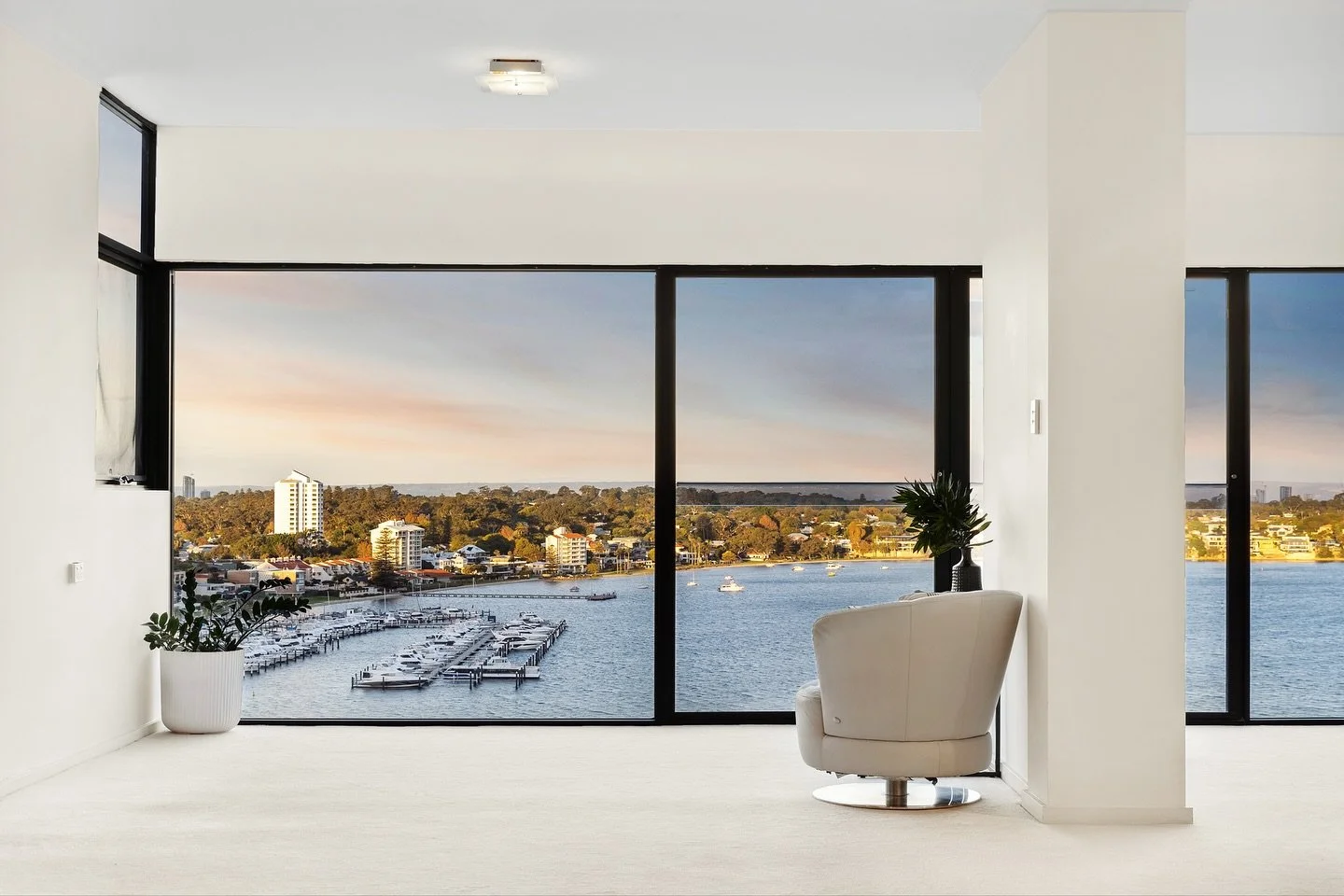 JUST LISTED 💦 2/2 Bindaring Parade Claremont. 

Discover unparalleled riverside living, above Freshwater Bay, in this stunning apartment in Claremont&rsquo;s iconic Bindaring Apartments complex.

A sleek kitchen enhances the distinctive features of 