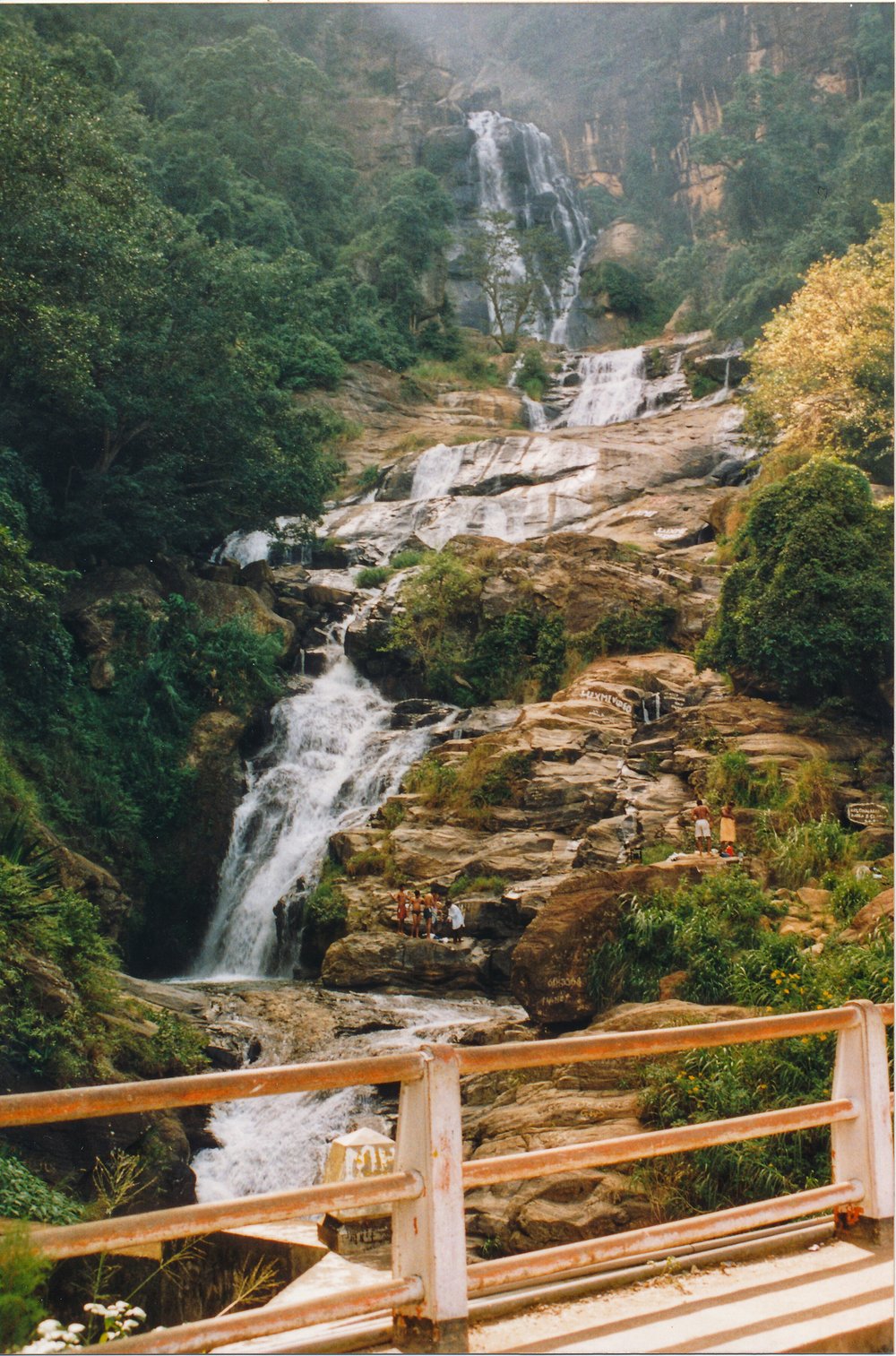 Waterfall near Nuwara Eliya.jpg
