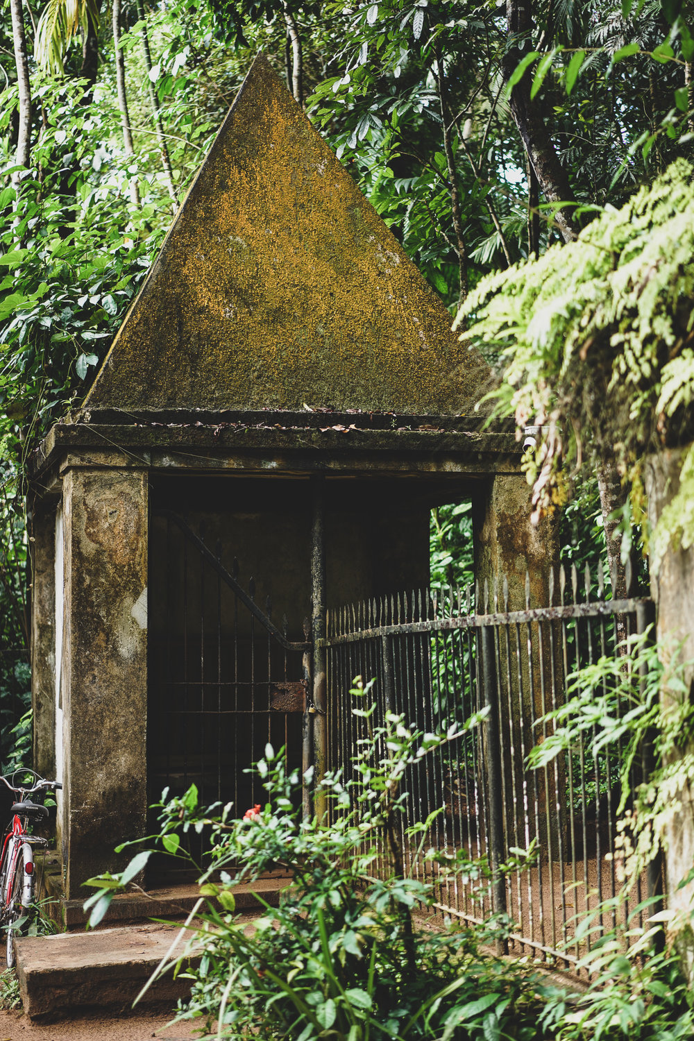 Geoffrey Bawa Lunuganga Garden 