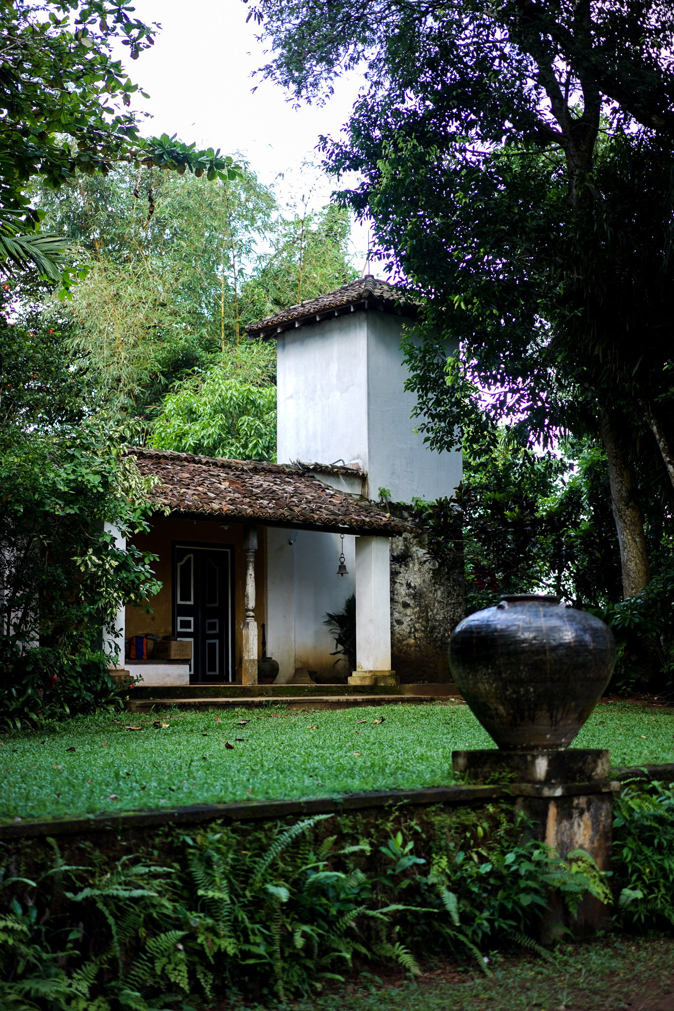 Geoffrey Bawa Lunuganga Garden 