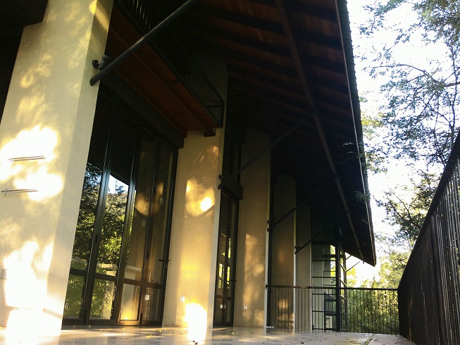 Tamarind House - large overhanging eaves