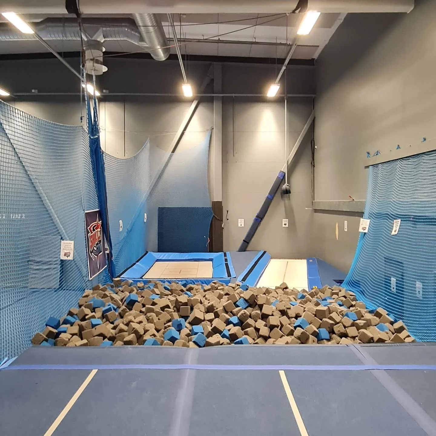 Volttimonttu on puhdistettu ja valmiina k&auml;ytt&ouml;&ouml;n! 😍💪🏼

Tervetuloa treenaamaan Maanantaina klo. 10:00 eteenp&auml;in! 🤸🏻&zwj;♂️