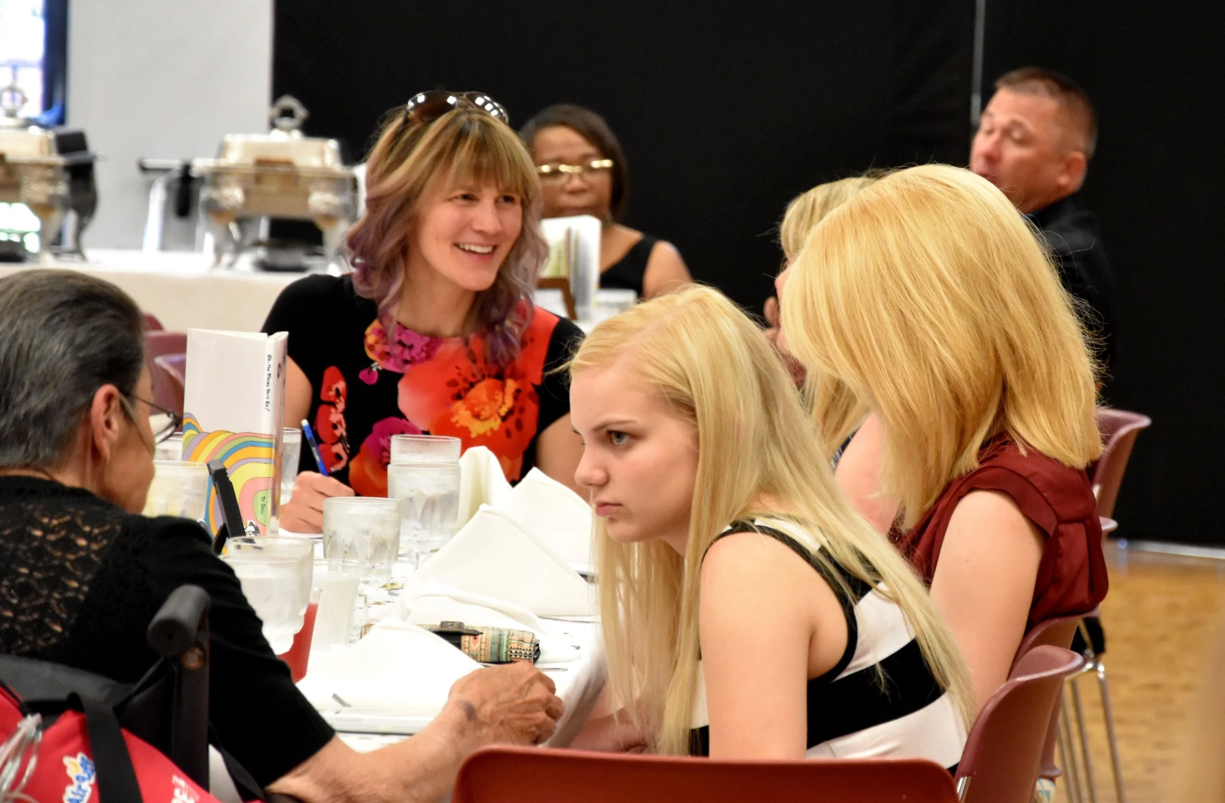 Banquet Table.jpg