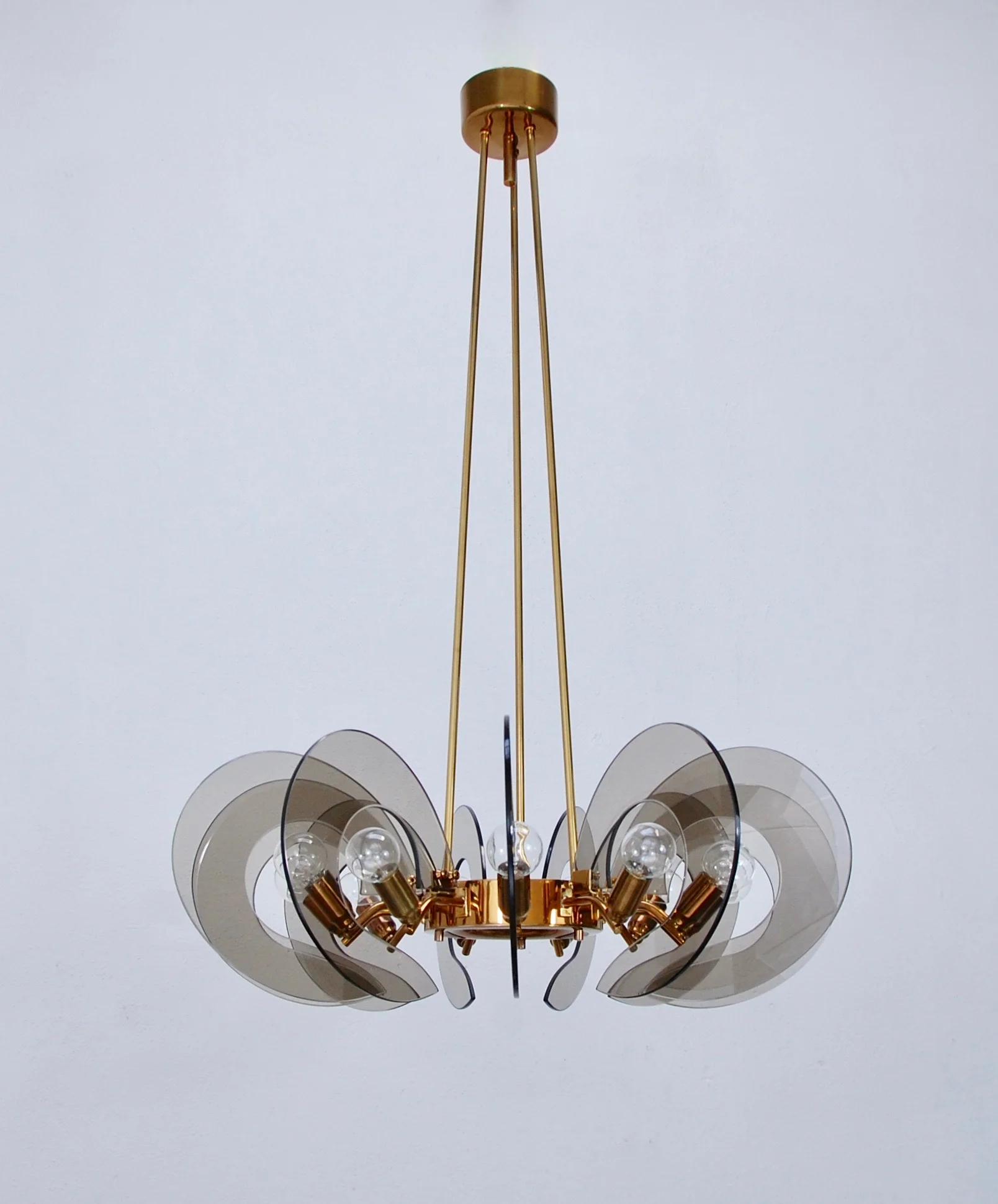 CrystalArteLotoChandelier2.jpg