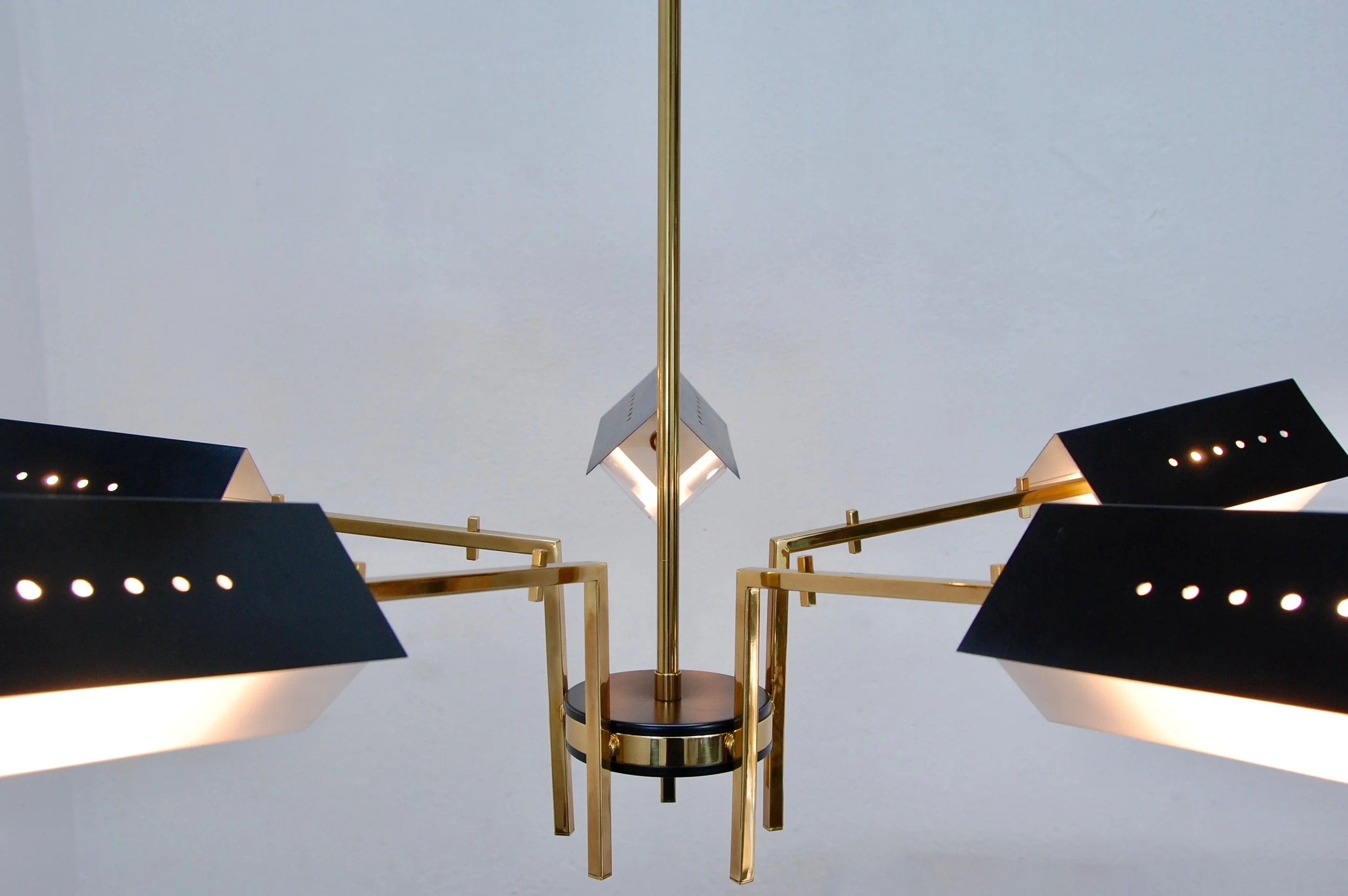 CubicModernistChandelier5.jpg