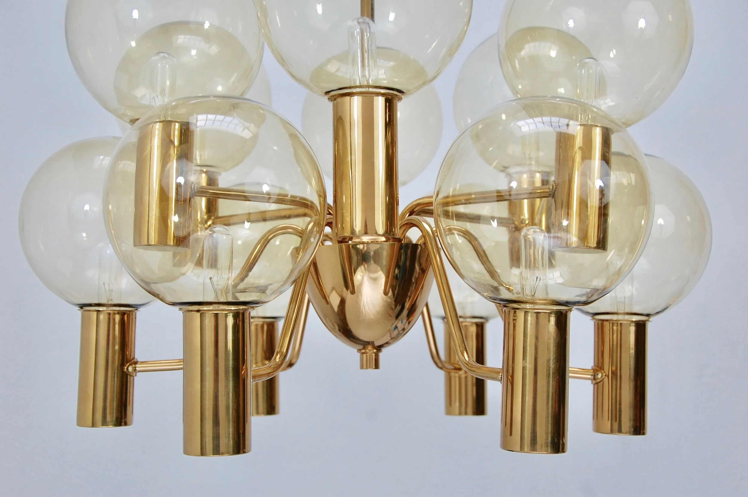 HansAgneJakobssenChandelier3.jpg