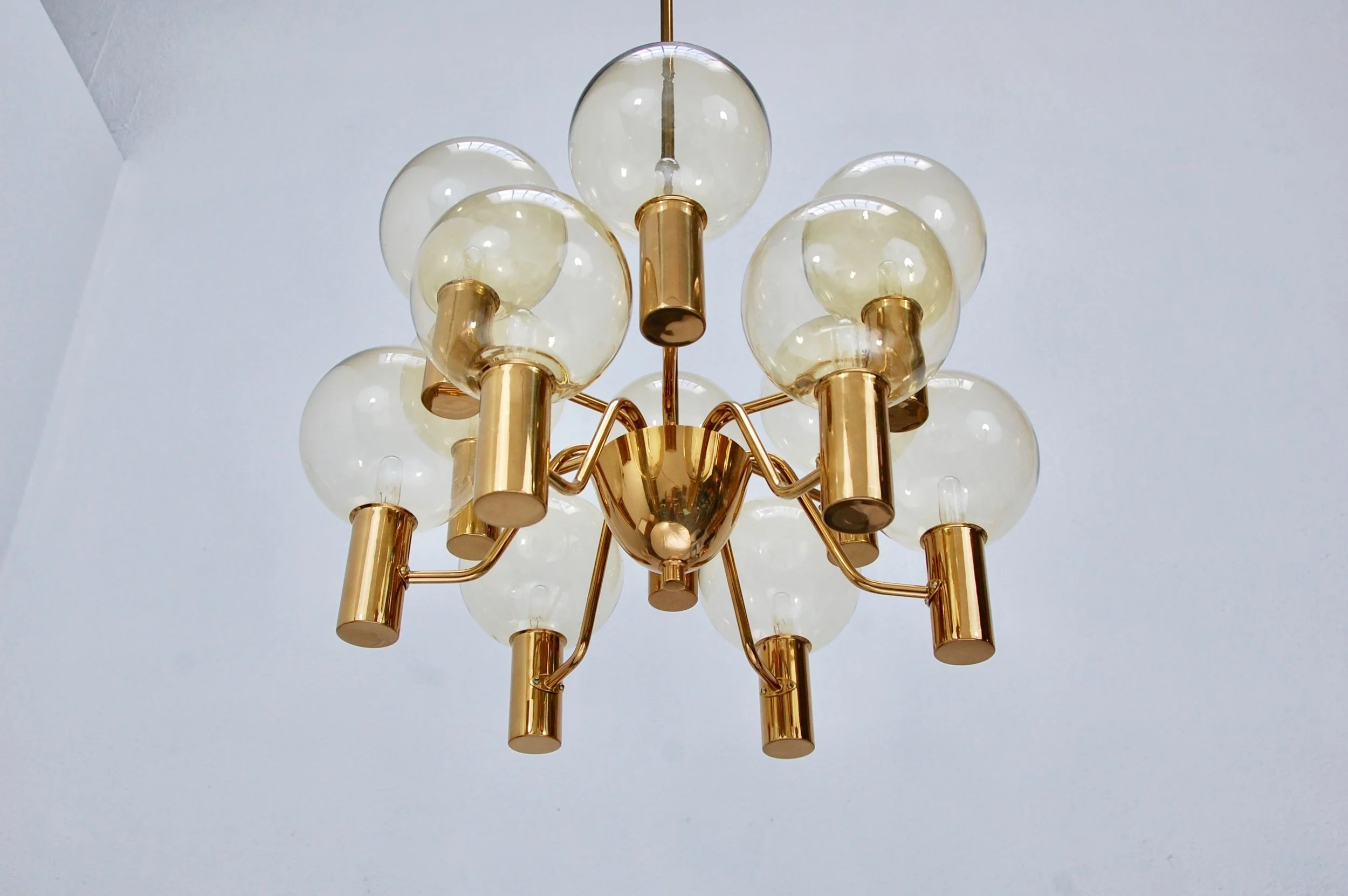 HansAgneJakobssenChandelier4.jpg