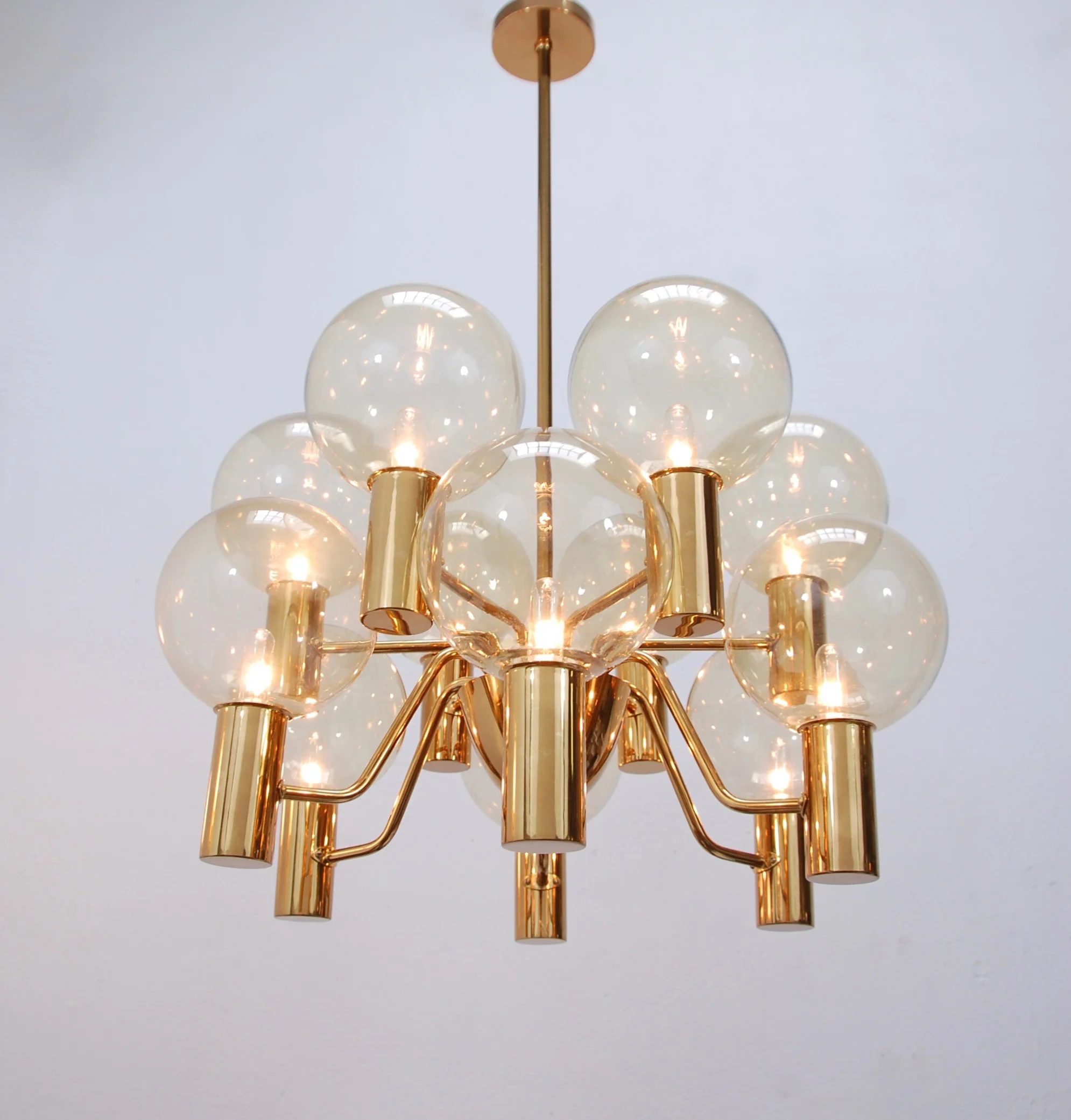 HansAgneJakobssenChandelier7.jpg