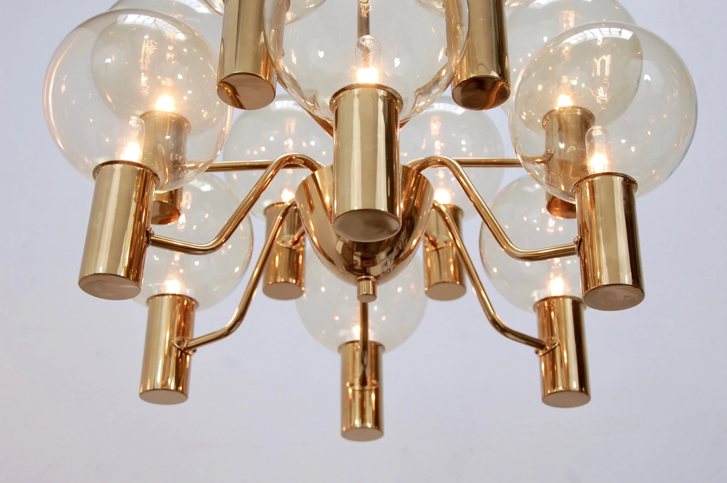 HansAgneJakobssenChandelier9.jpg