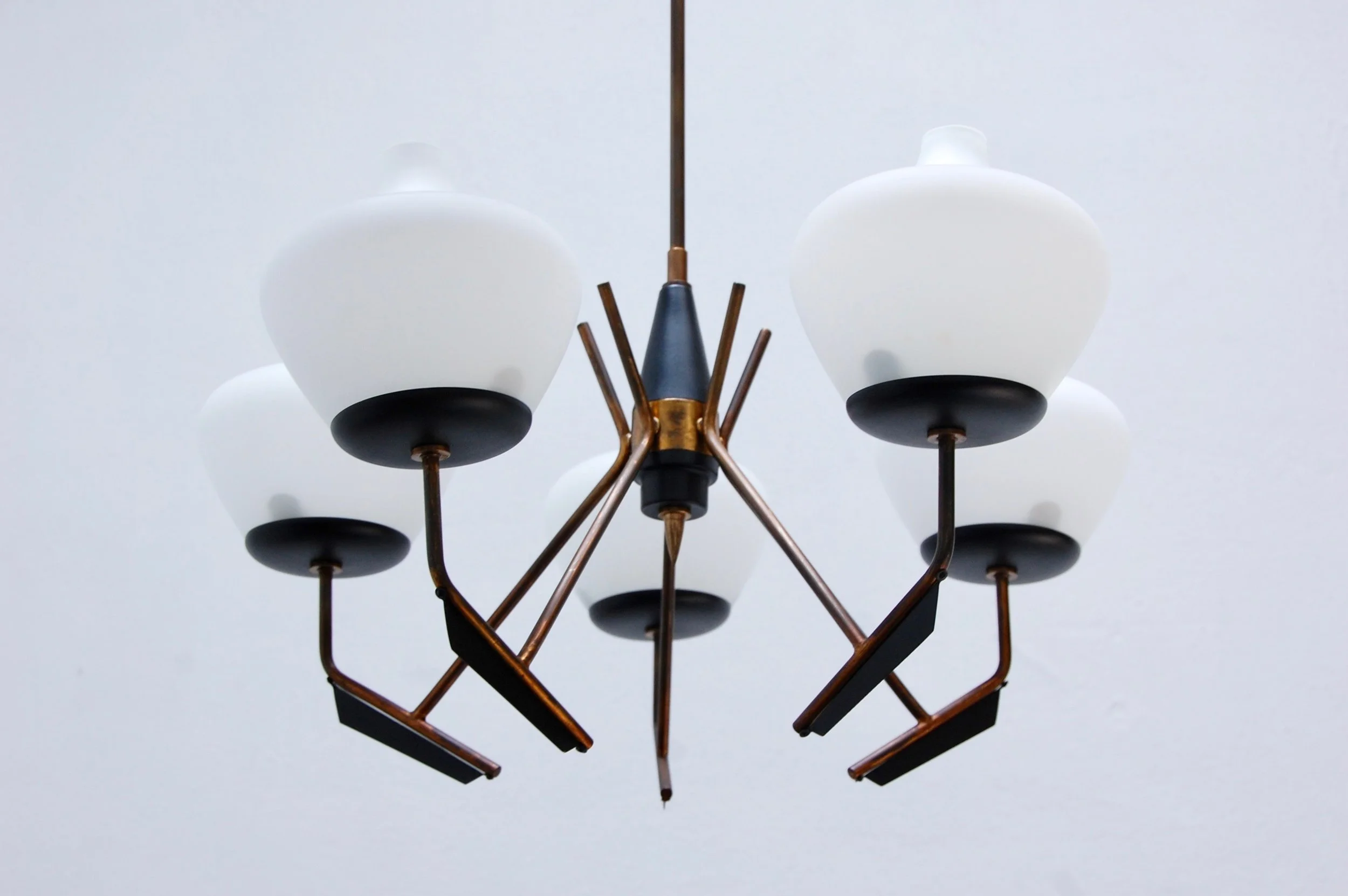 Italian5ShadePetiteChandelier5.jpg