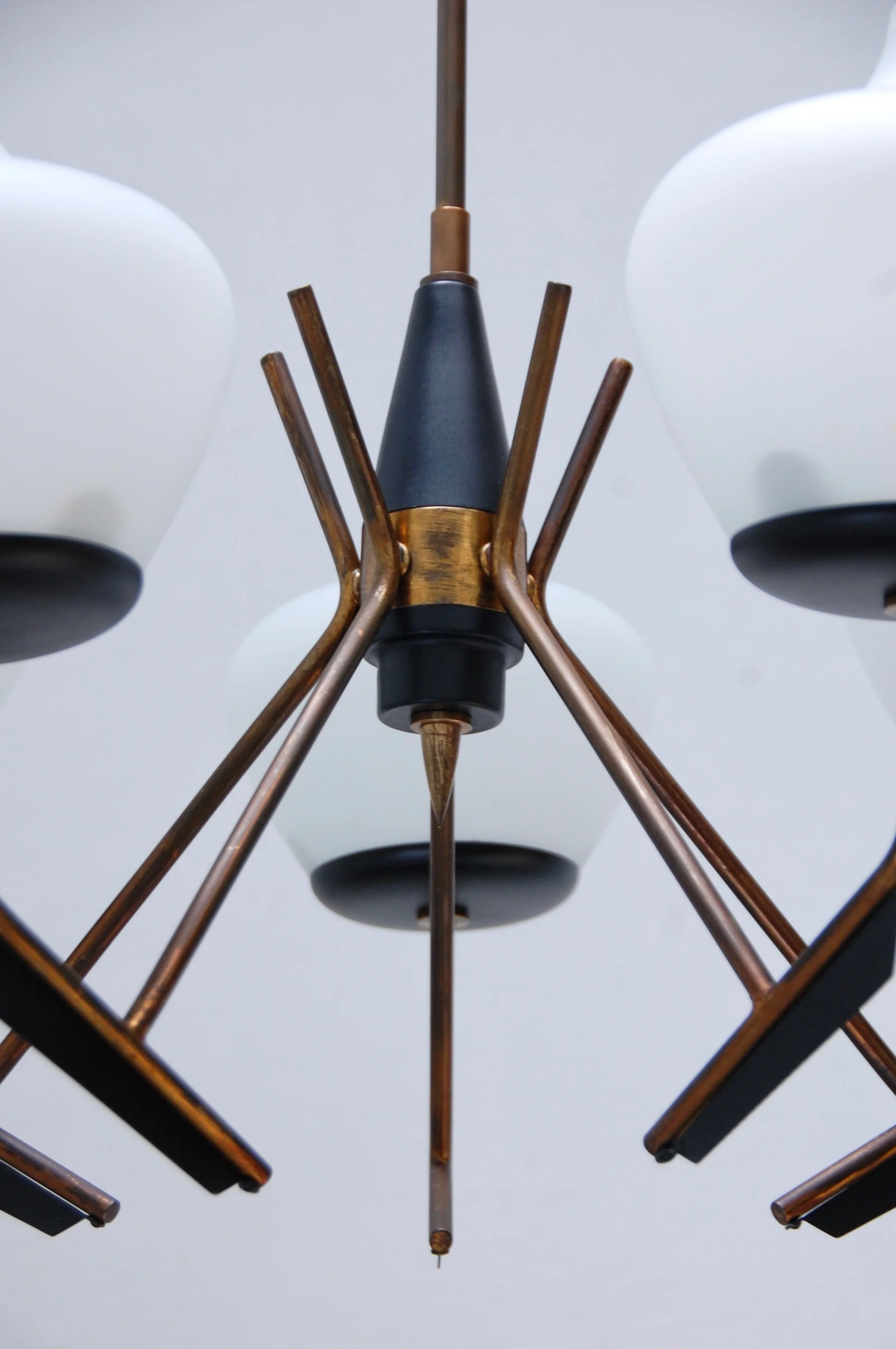 Italian5ShadePetiteChandelier6.jpg