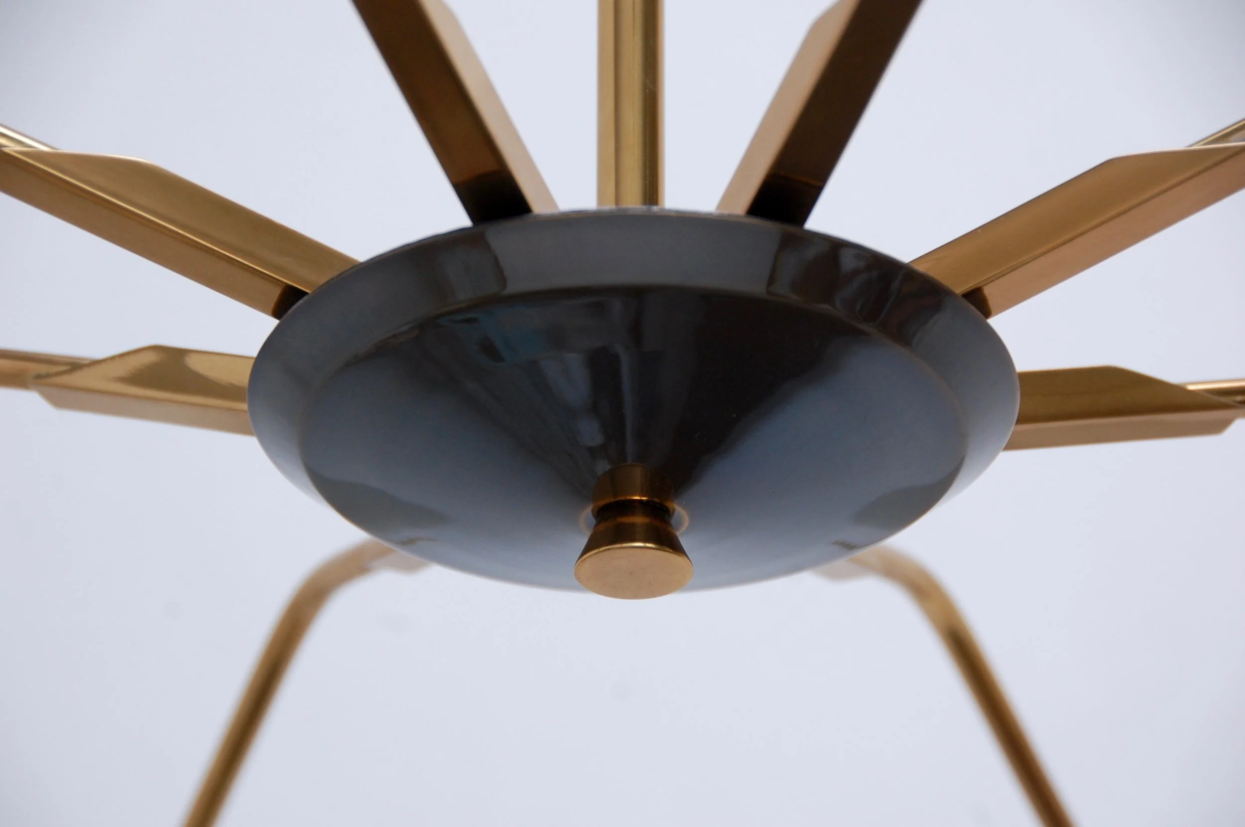 Italian8ArmGlassShadeChandelier5.jpg
