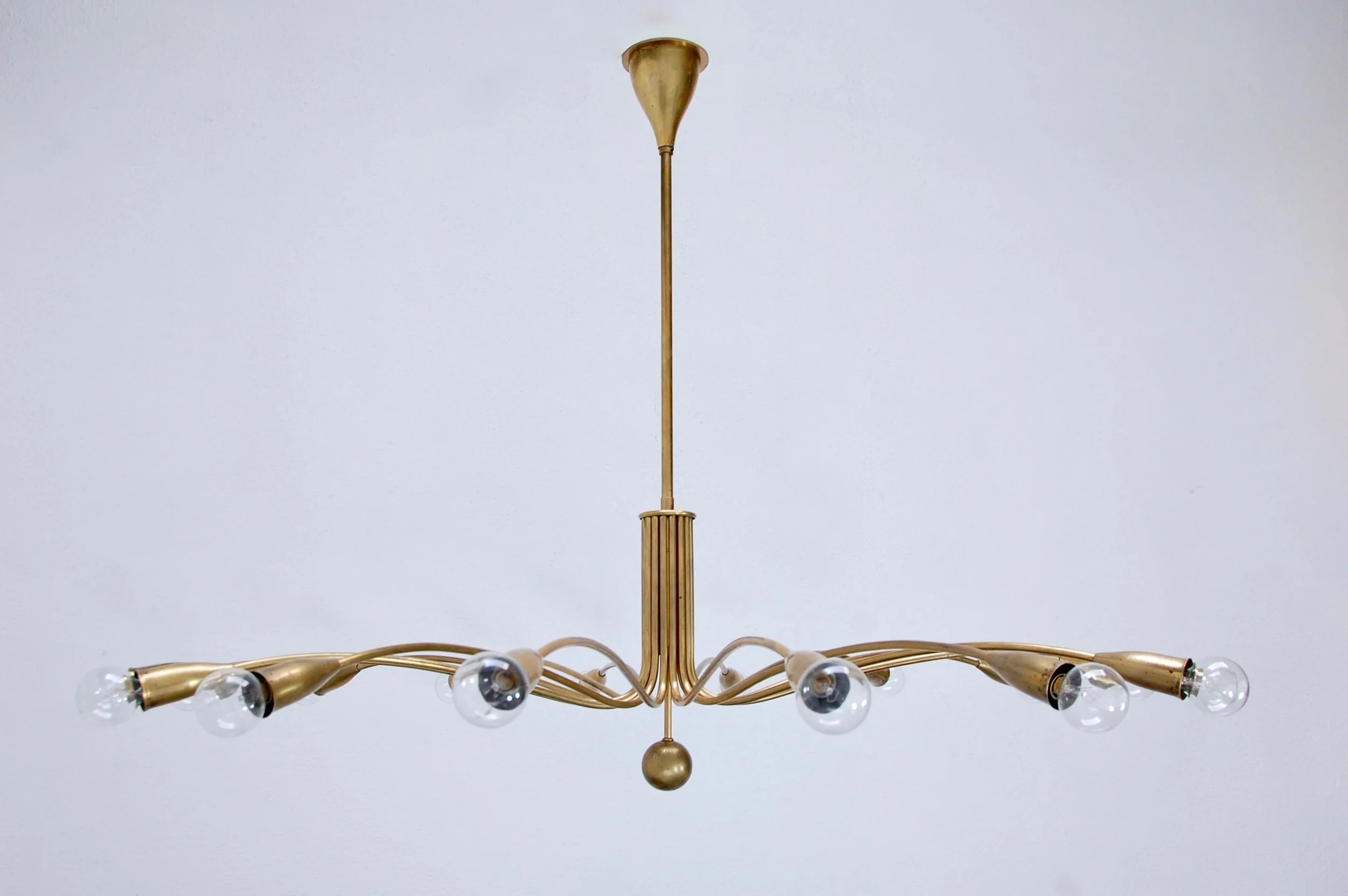 LargeItalian16LightBrassChandelier6.jpg