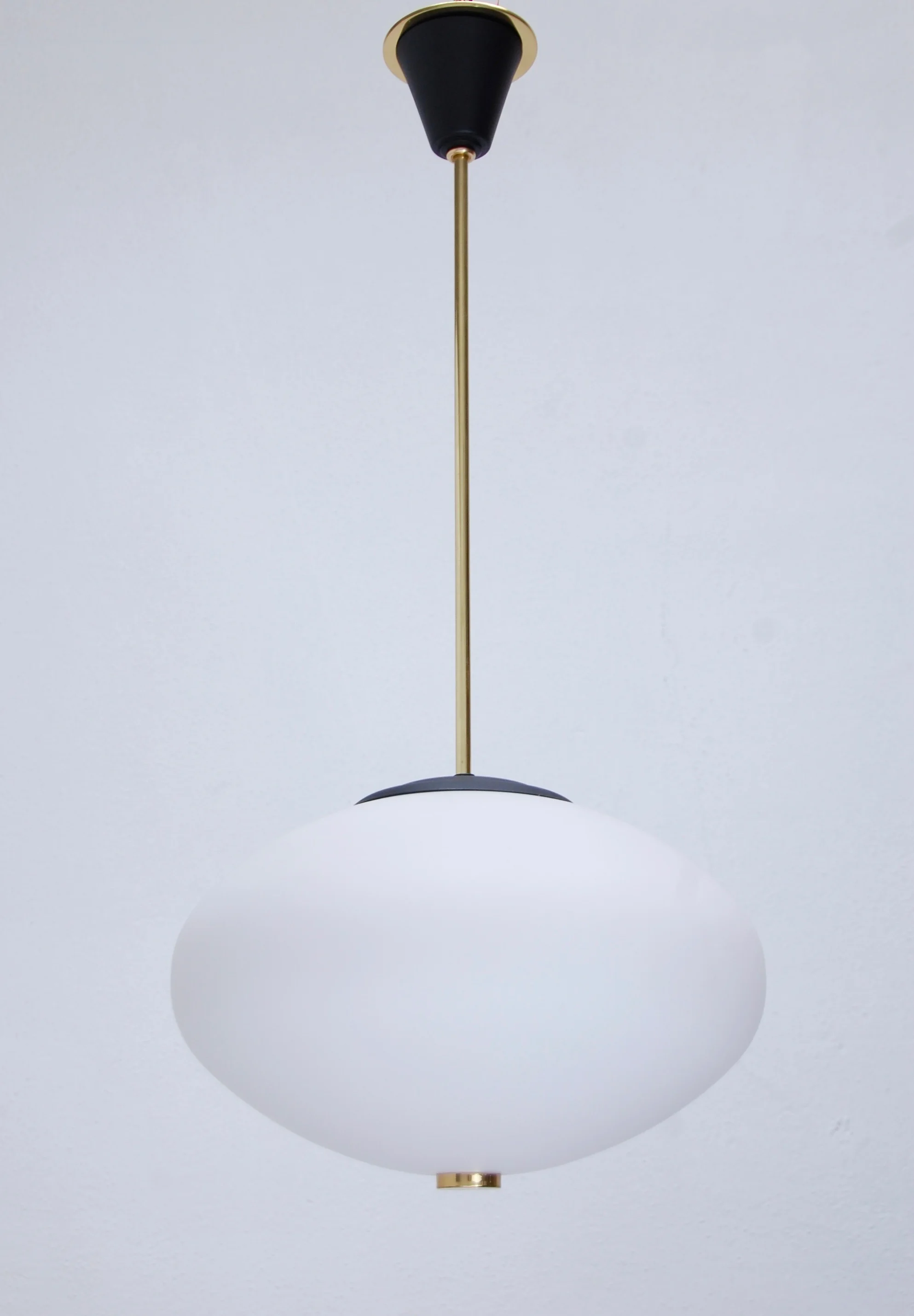 MidCenturyOmniPendants3.jpg