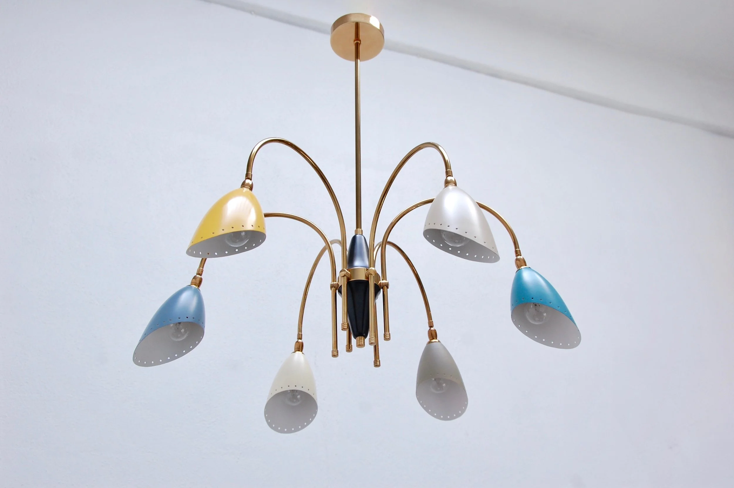 Multicolored50sItalianChandeliers4.jpg