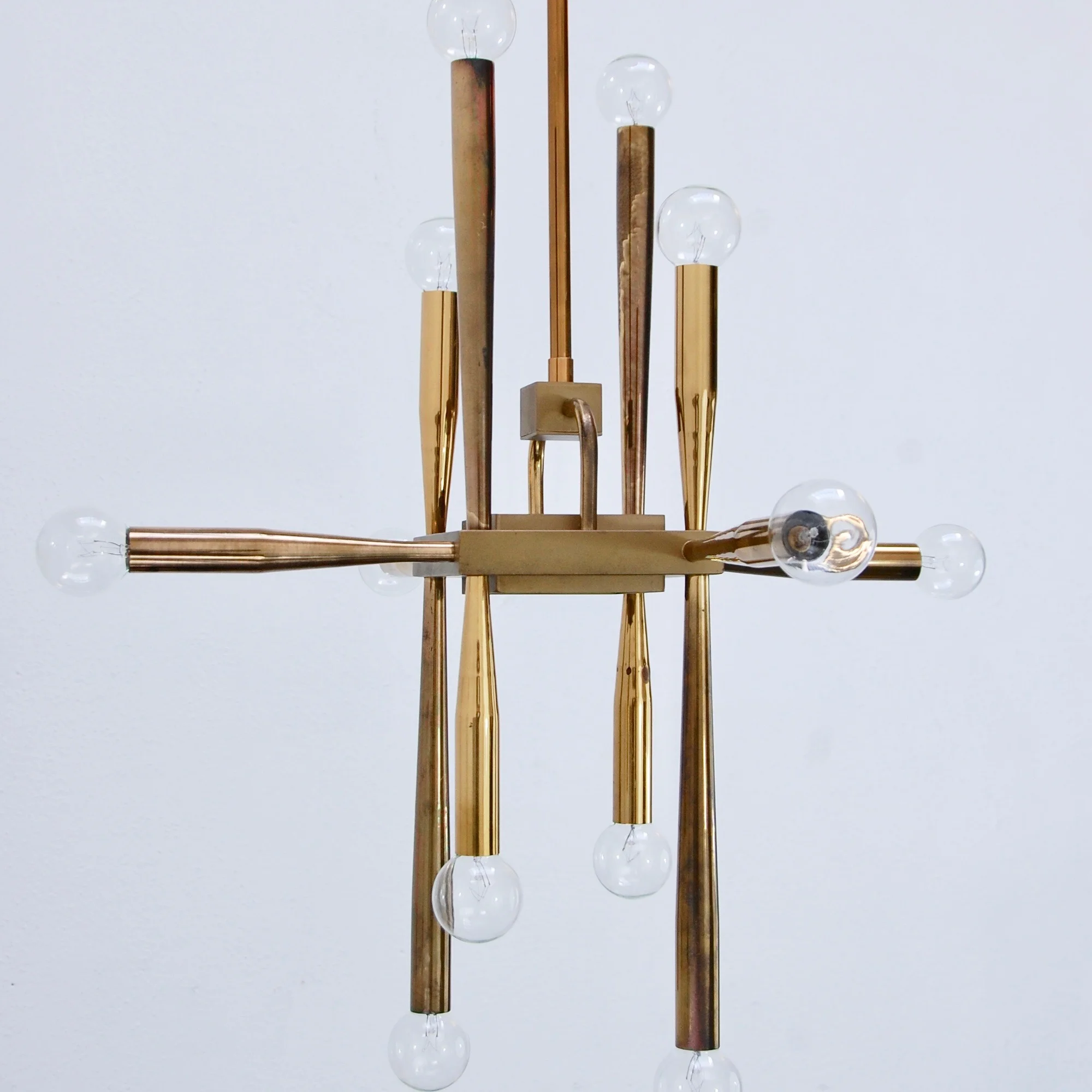 CubicBrassItalianChandelier2.jpg
