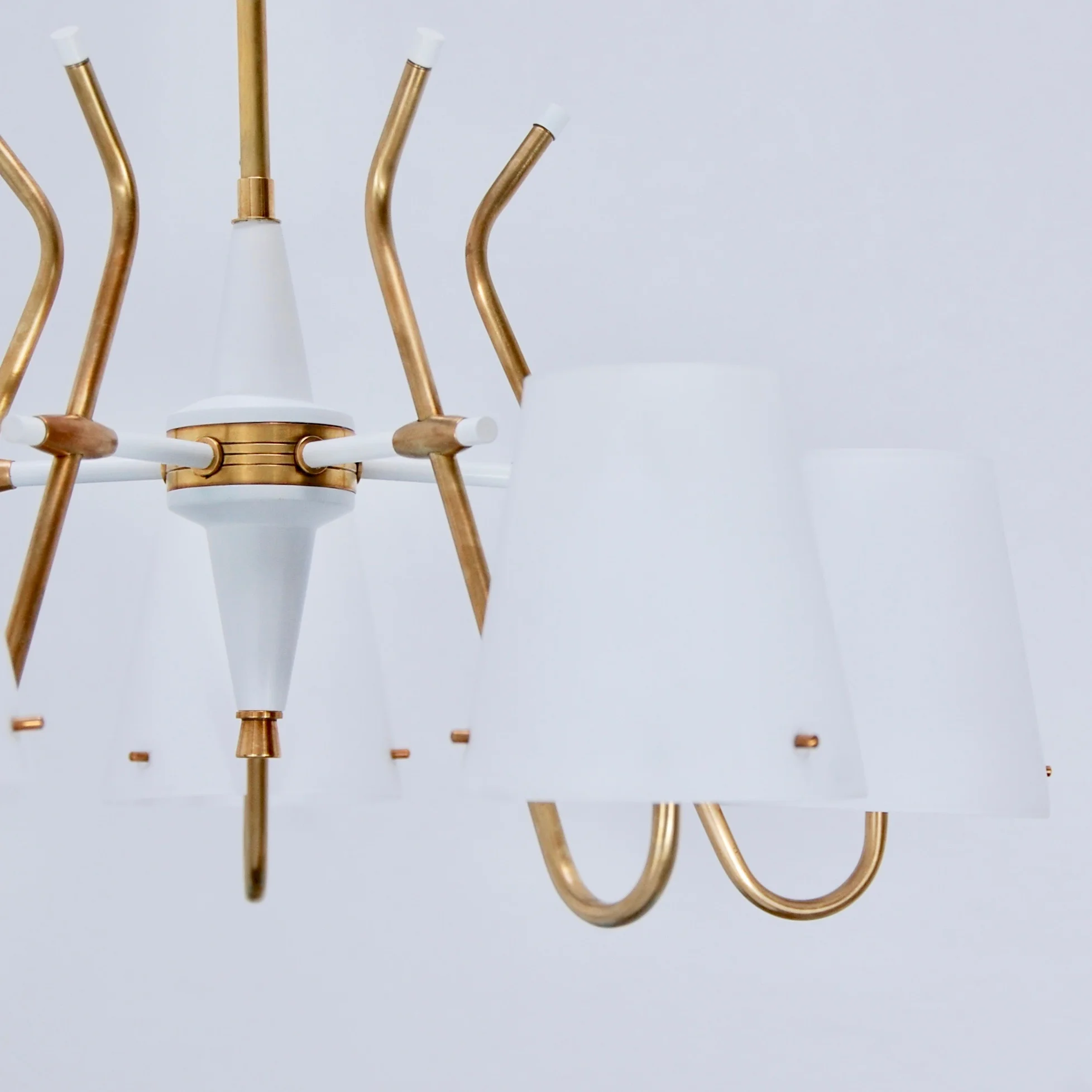 Italian5GlassShadeChandelier3.jpg