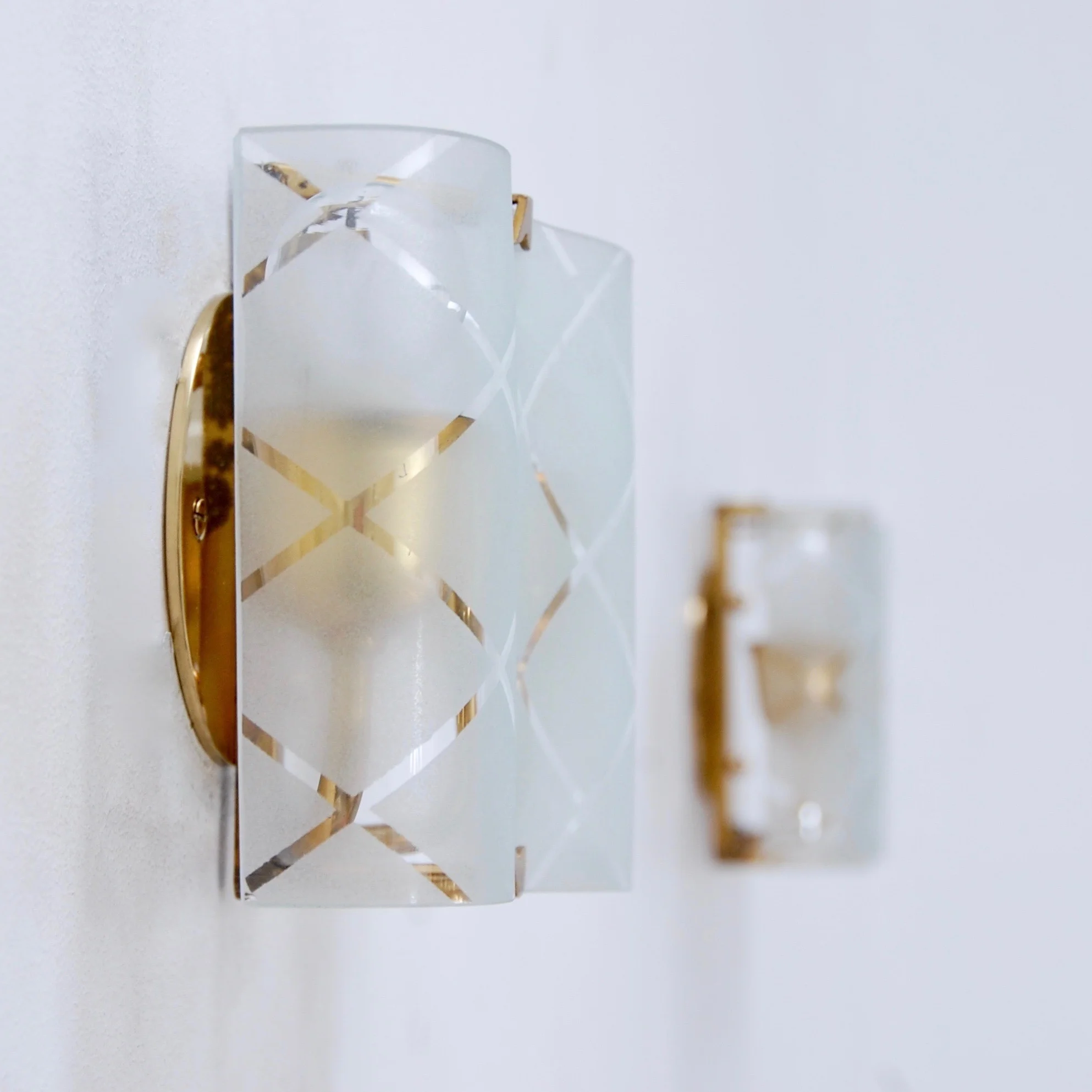 PietroChiesaAttrSconces3.jpg