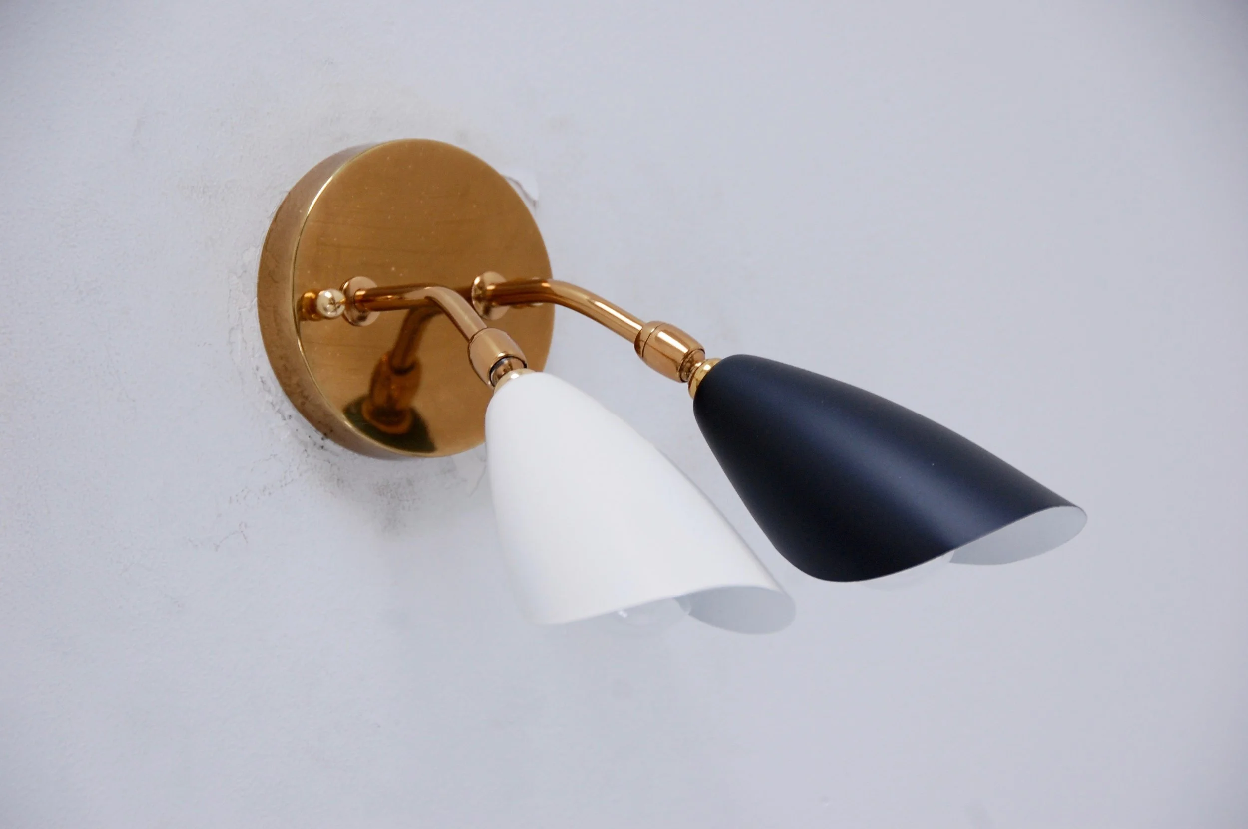 DoubleShadedSpotLightSconces9.jpg