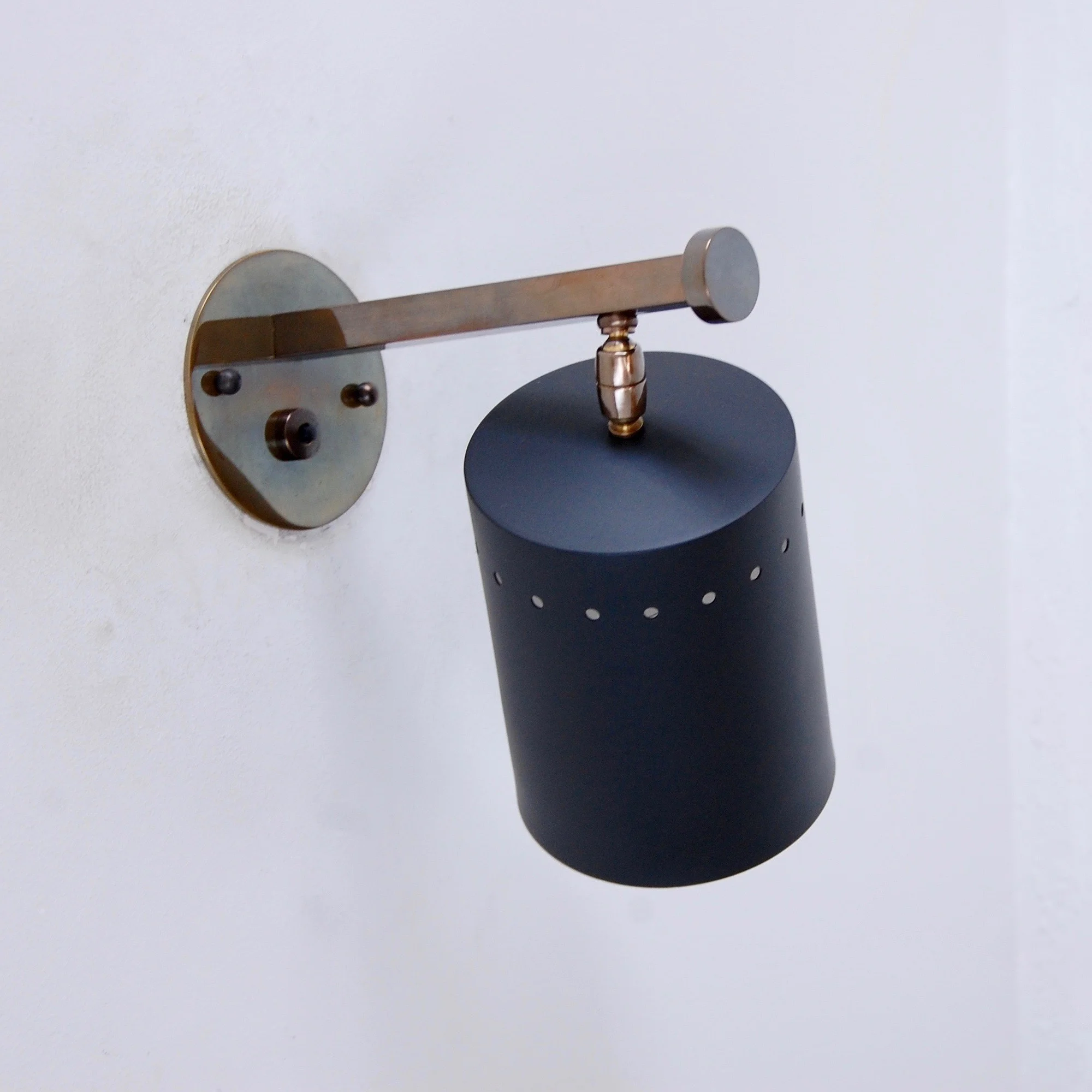 DirectionalCylinderSconces6.jpg