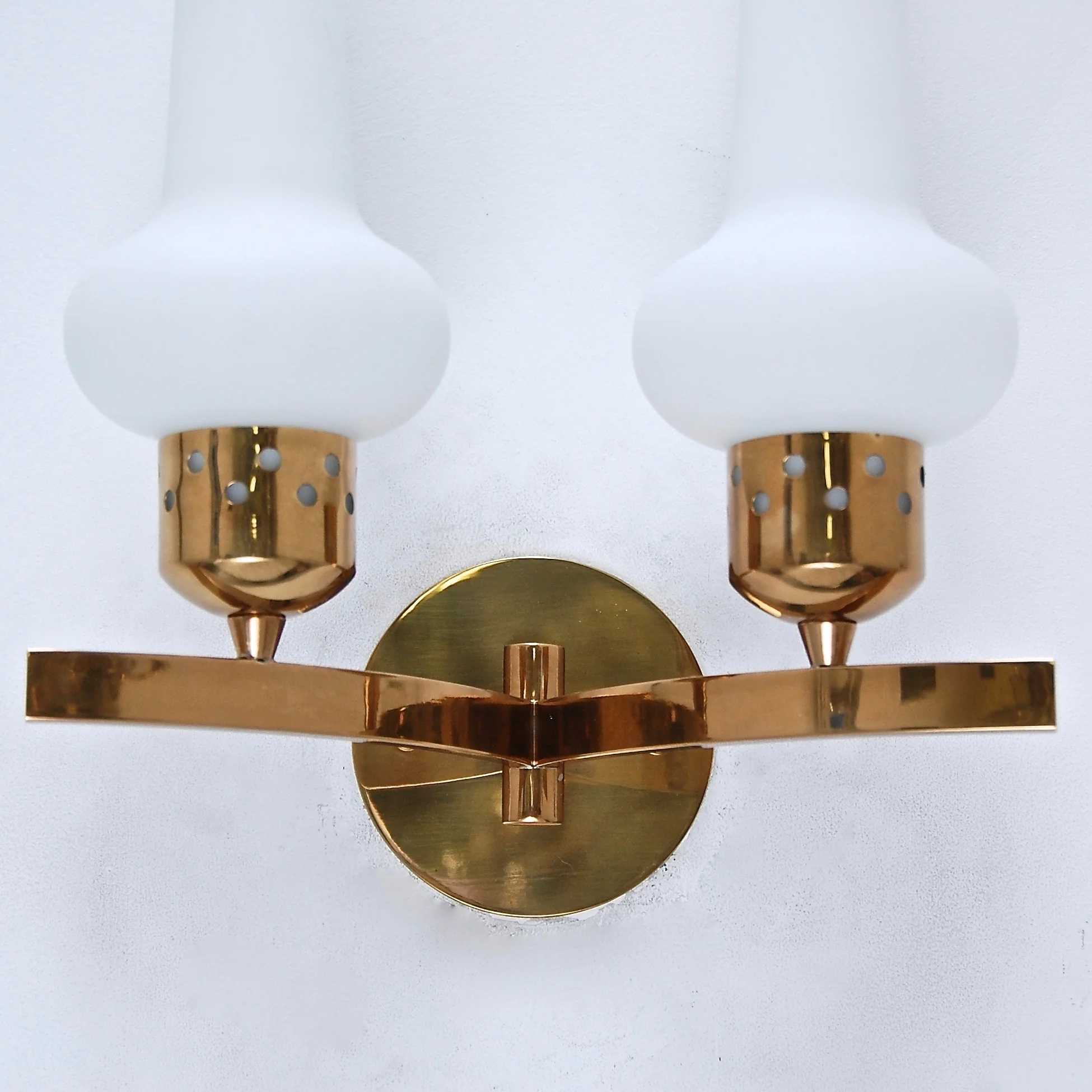 DoubleShadeItalianSconces5.jpg