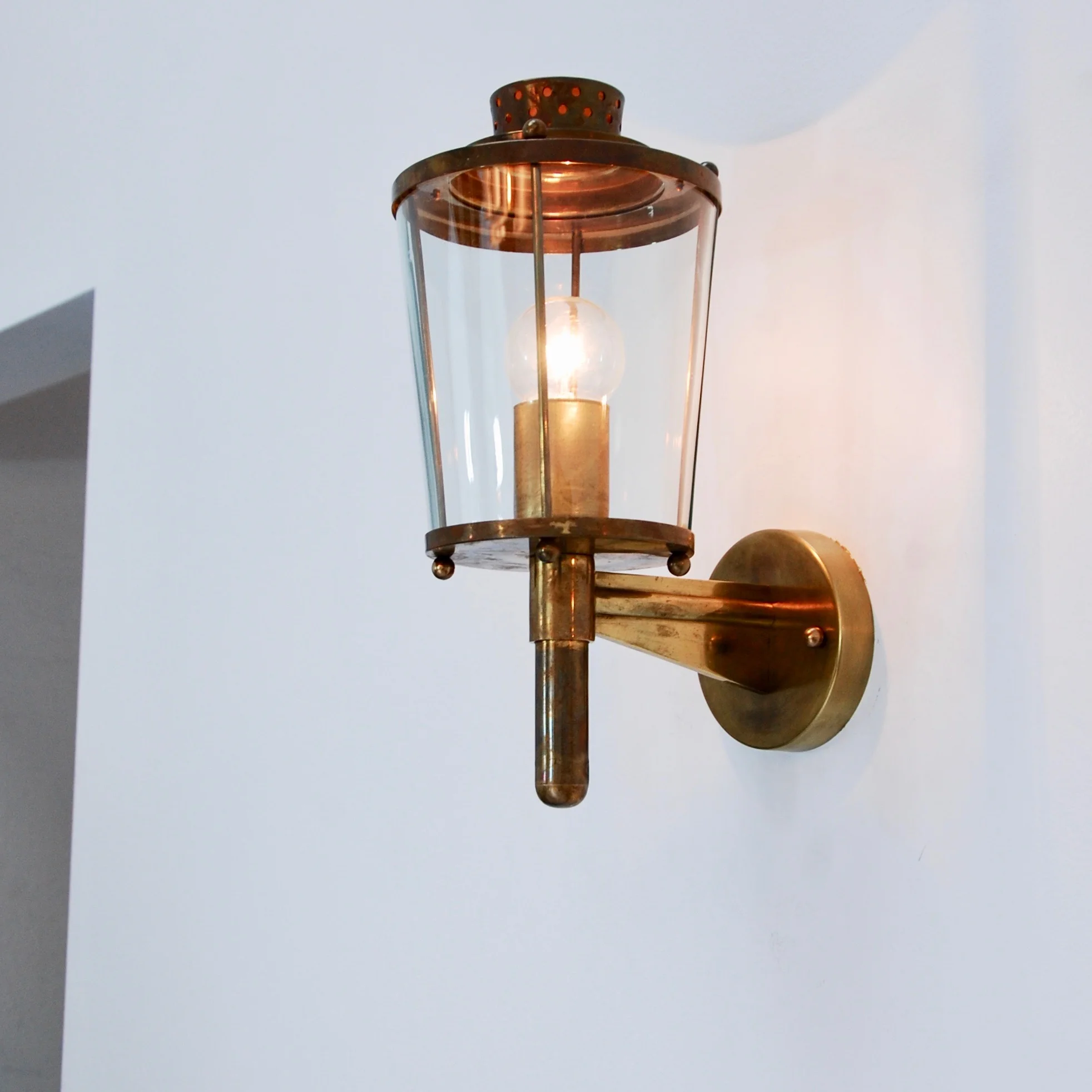 IndoorOutdoorItalianLanterns9.jpg