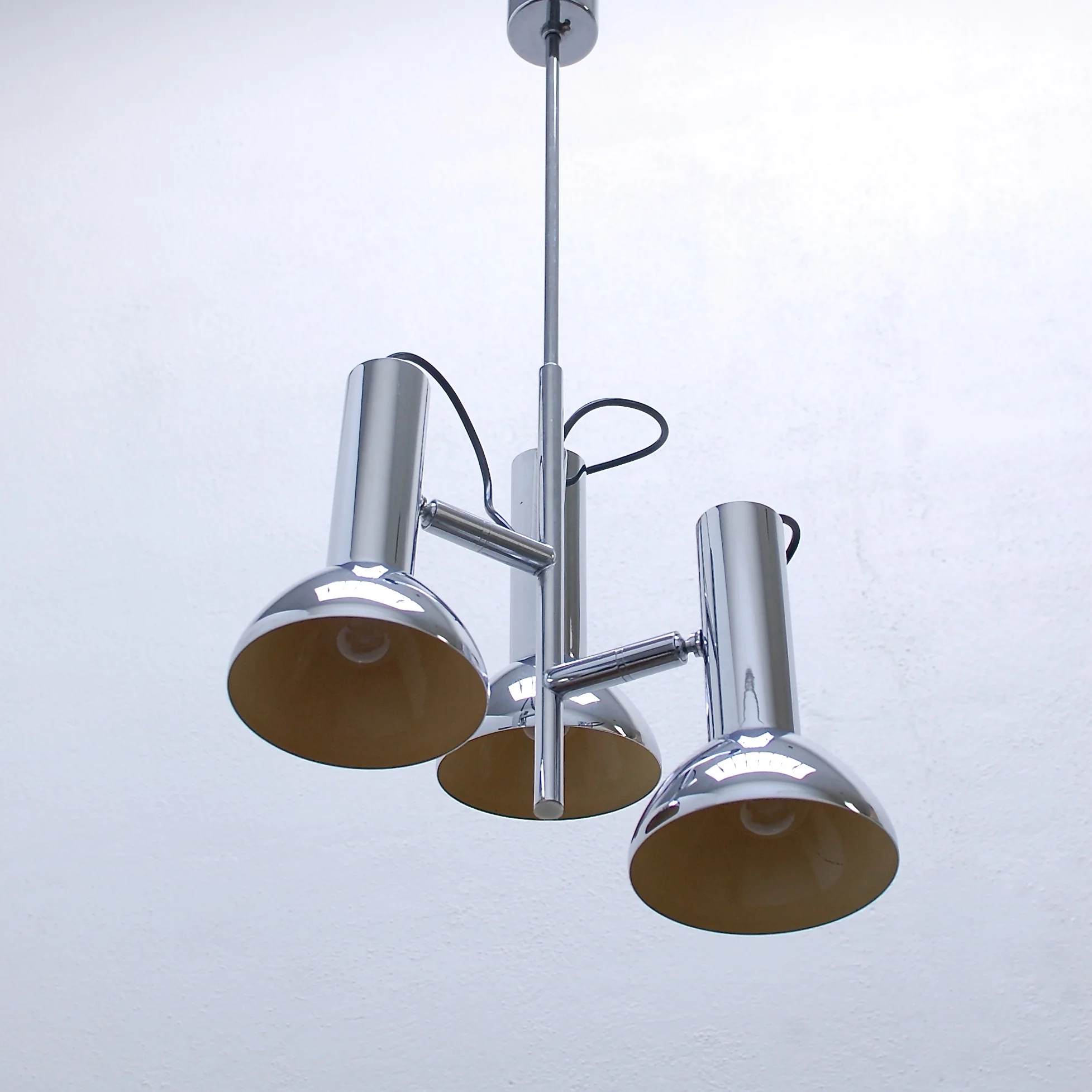 ItalianChromeChandelier8.jpg