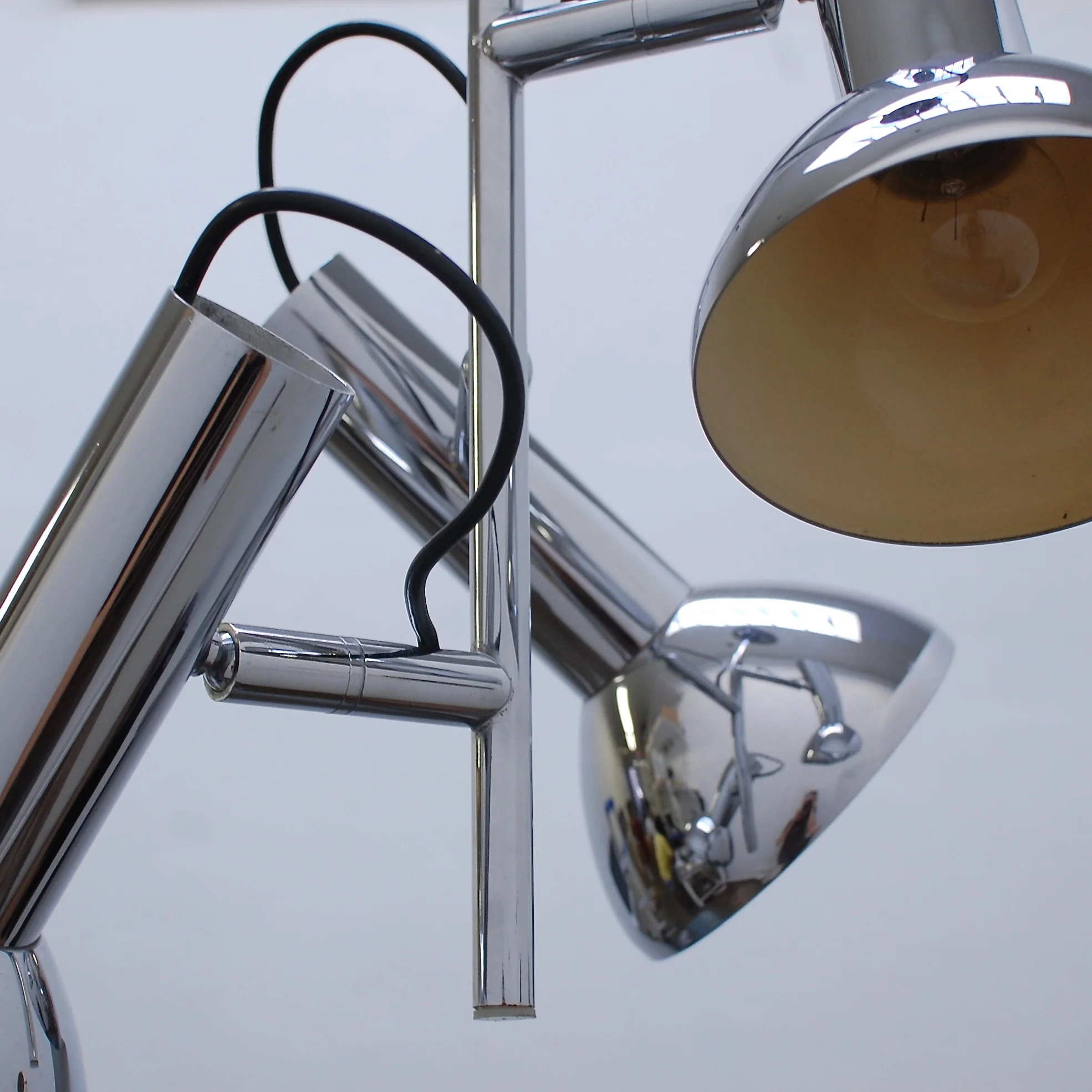 ItalianChromeChandelier3.jpg