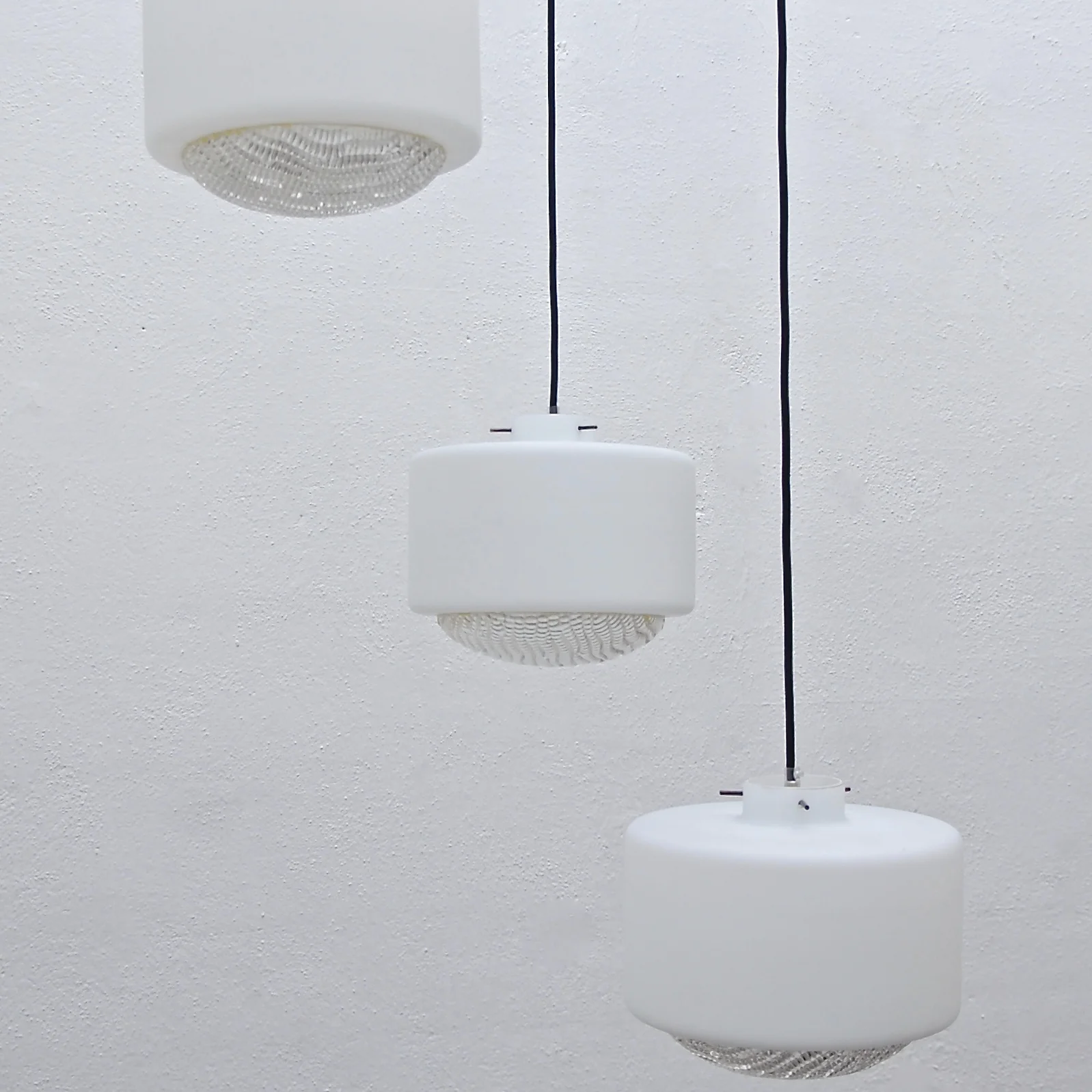 ItalianTriGlassChandelier2.jpg