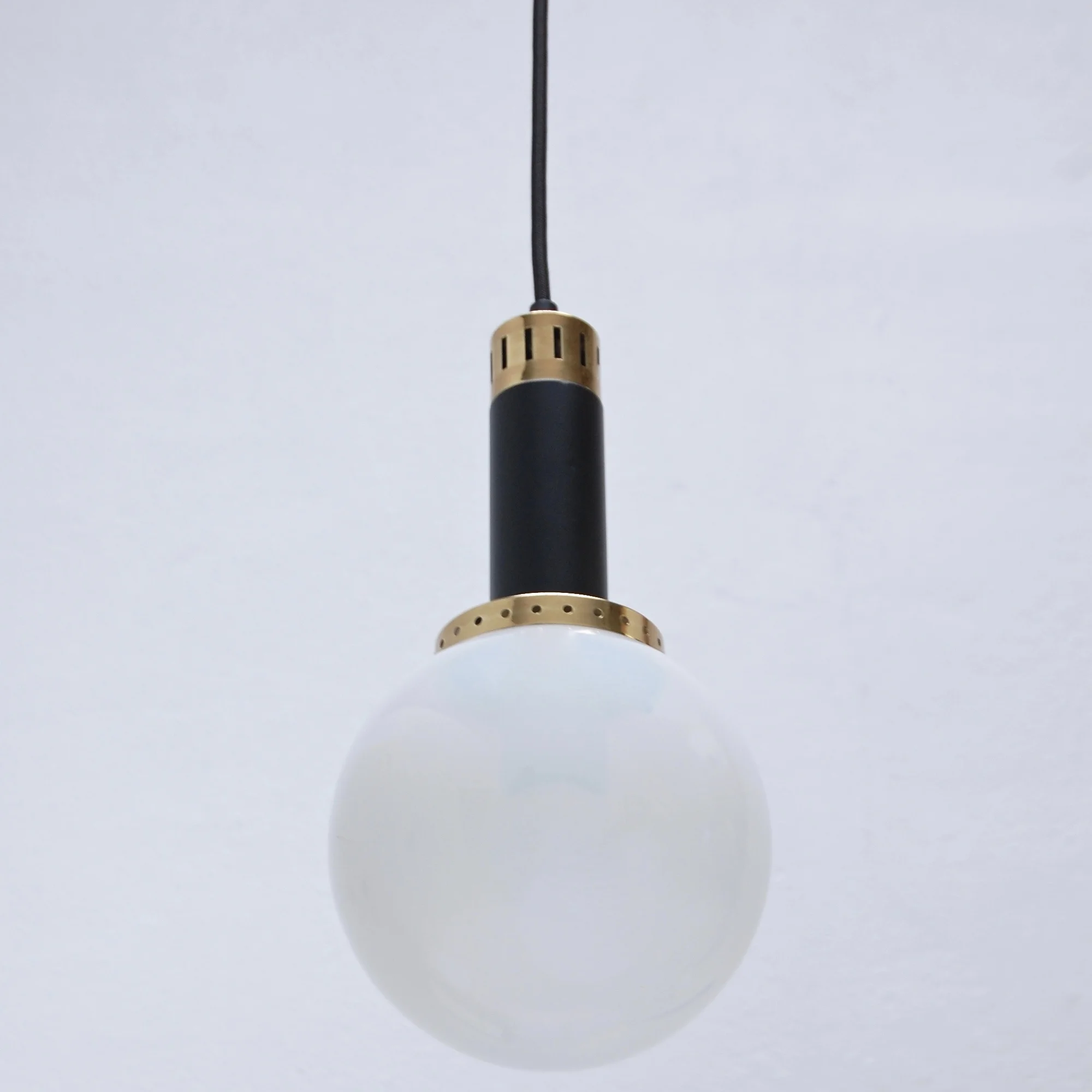 MidCenturyItalianPendants7.jpg