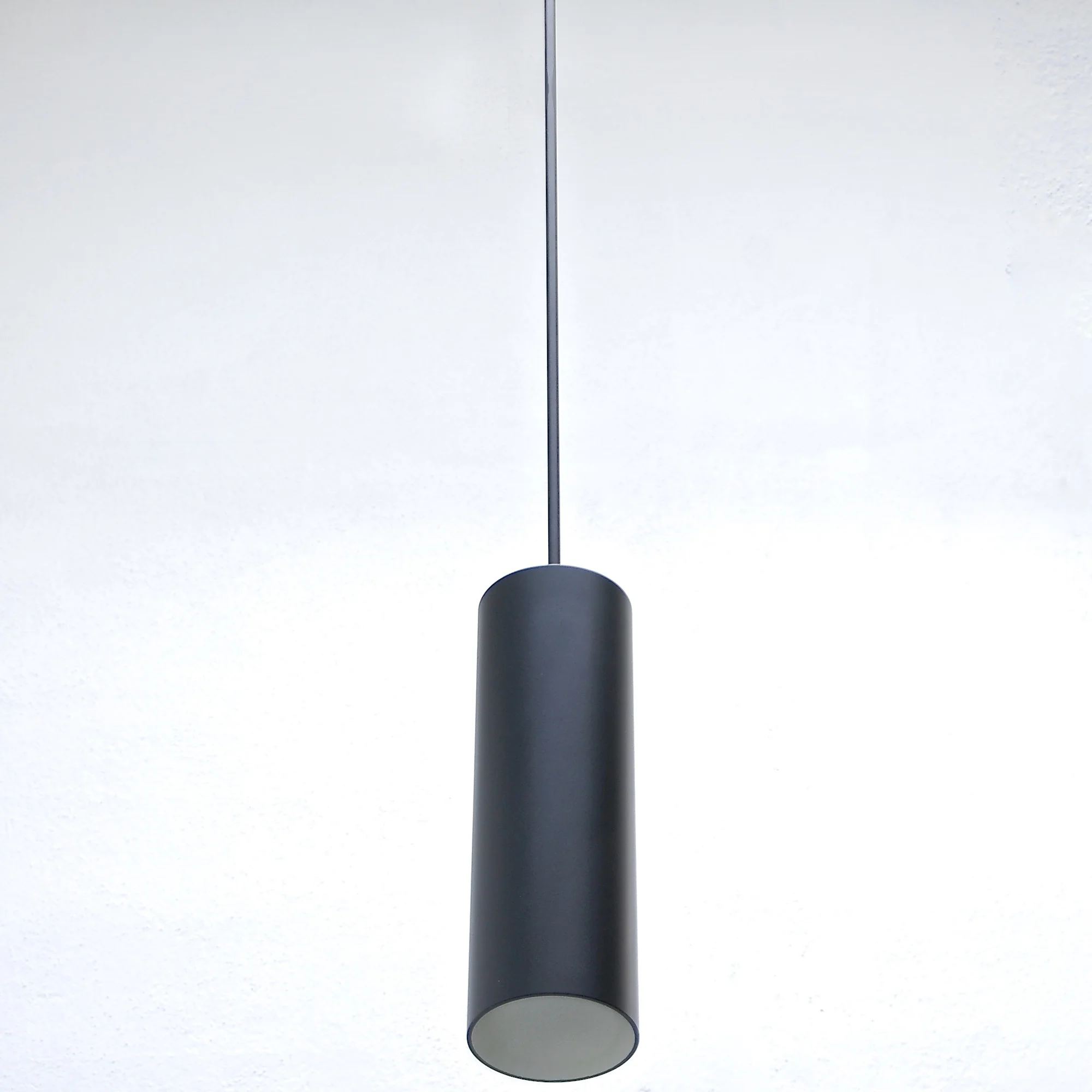 PairofAmericanCylinderPendants10.jpg