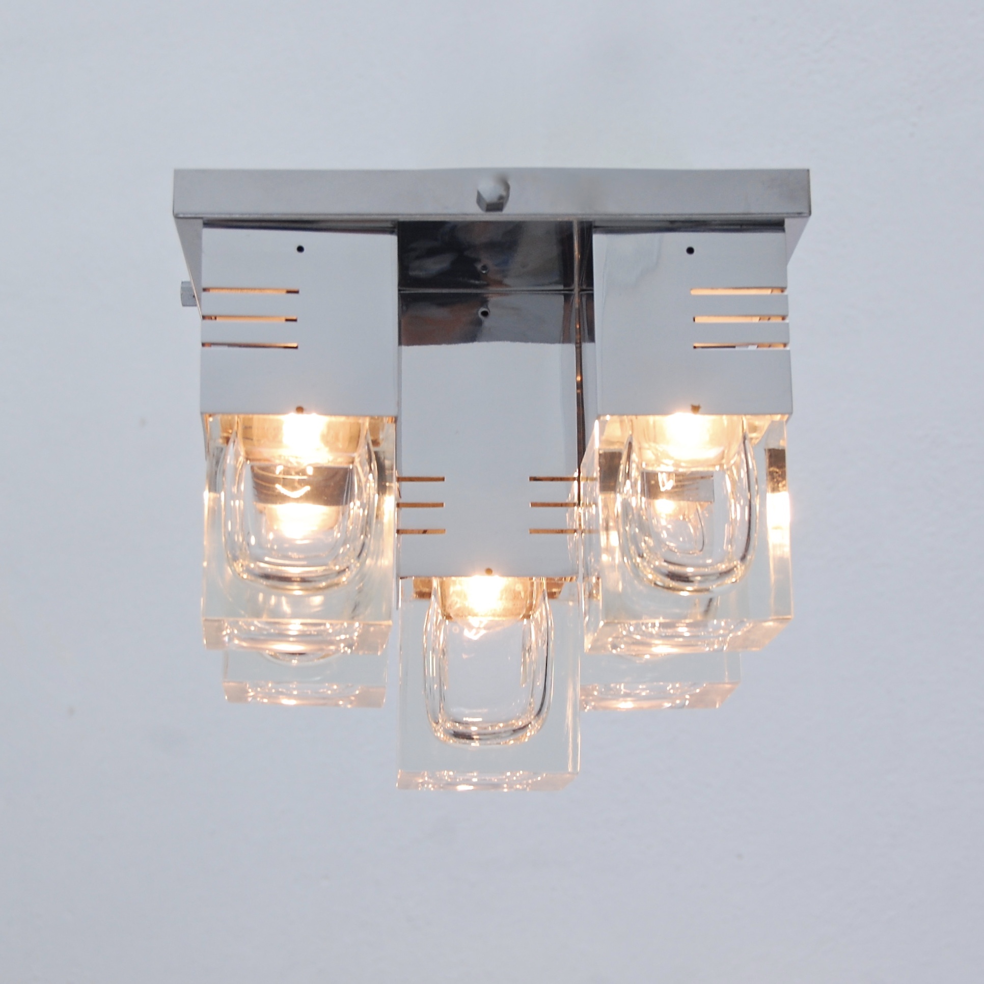 SciolariFlushMounts4.jpg