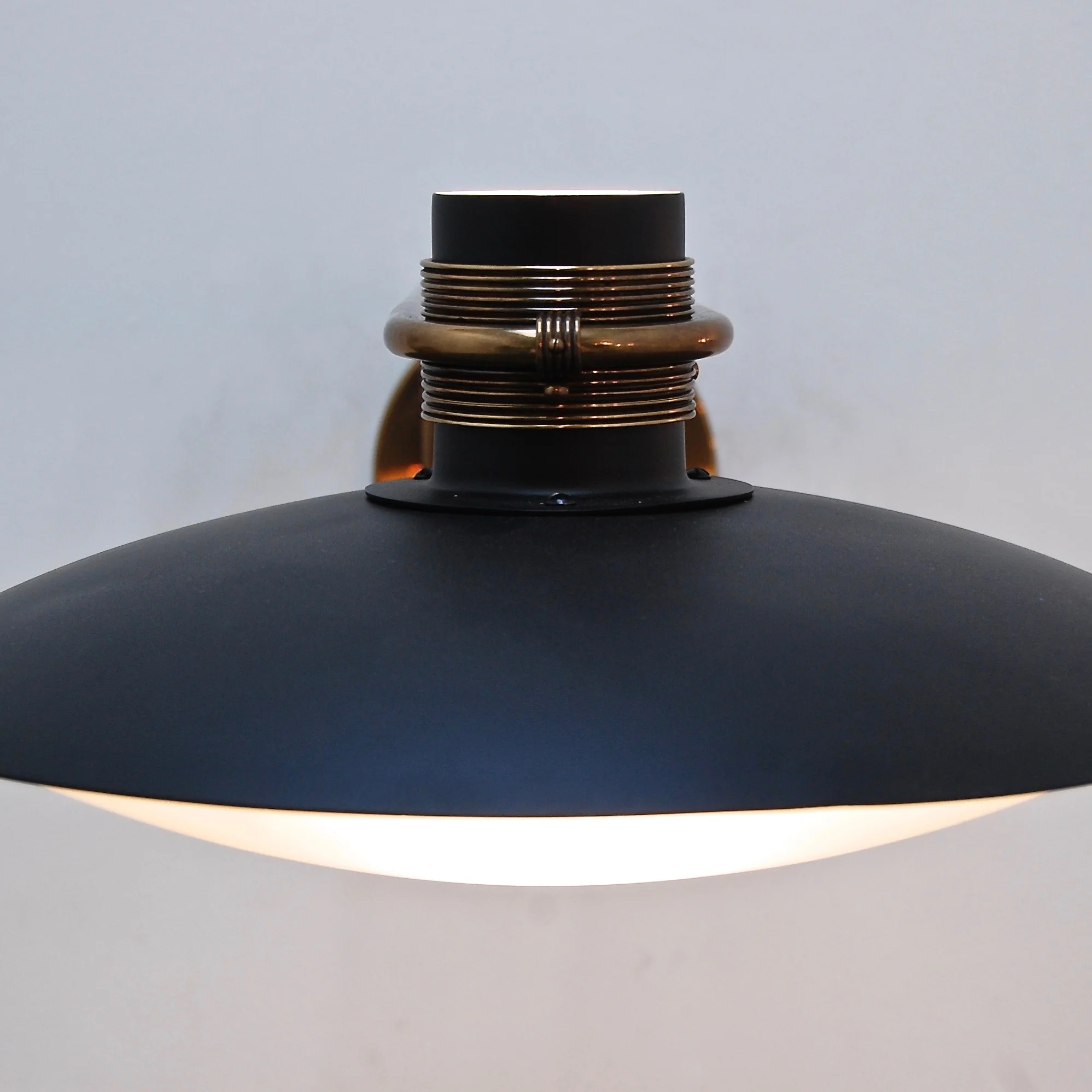 ItalianStudioWallLamp11.jpg