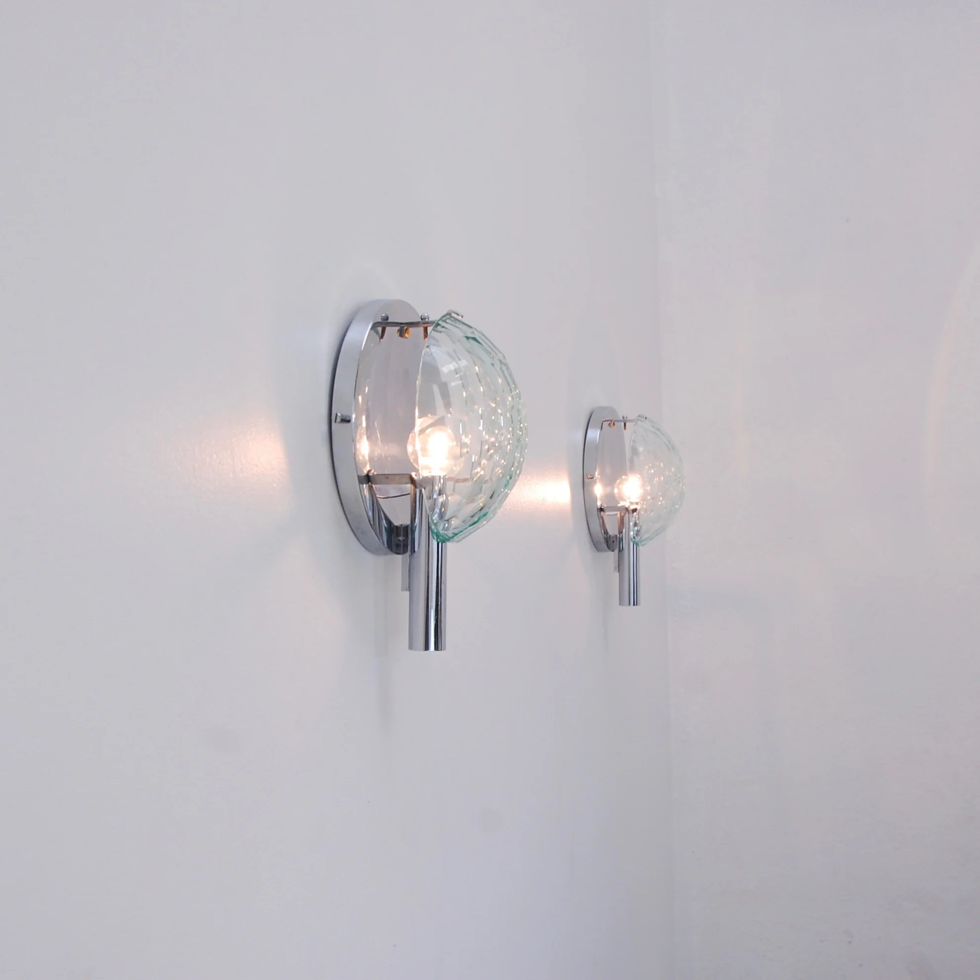 ItalianCrystalFacettedGlassSconces9.jpg