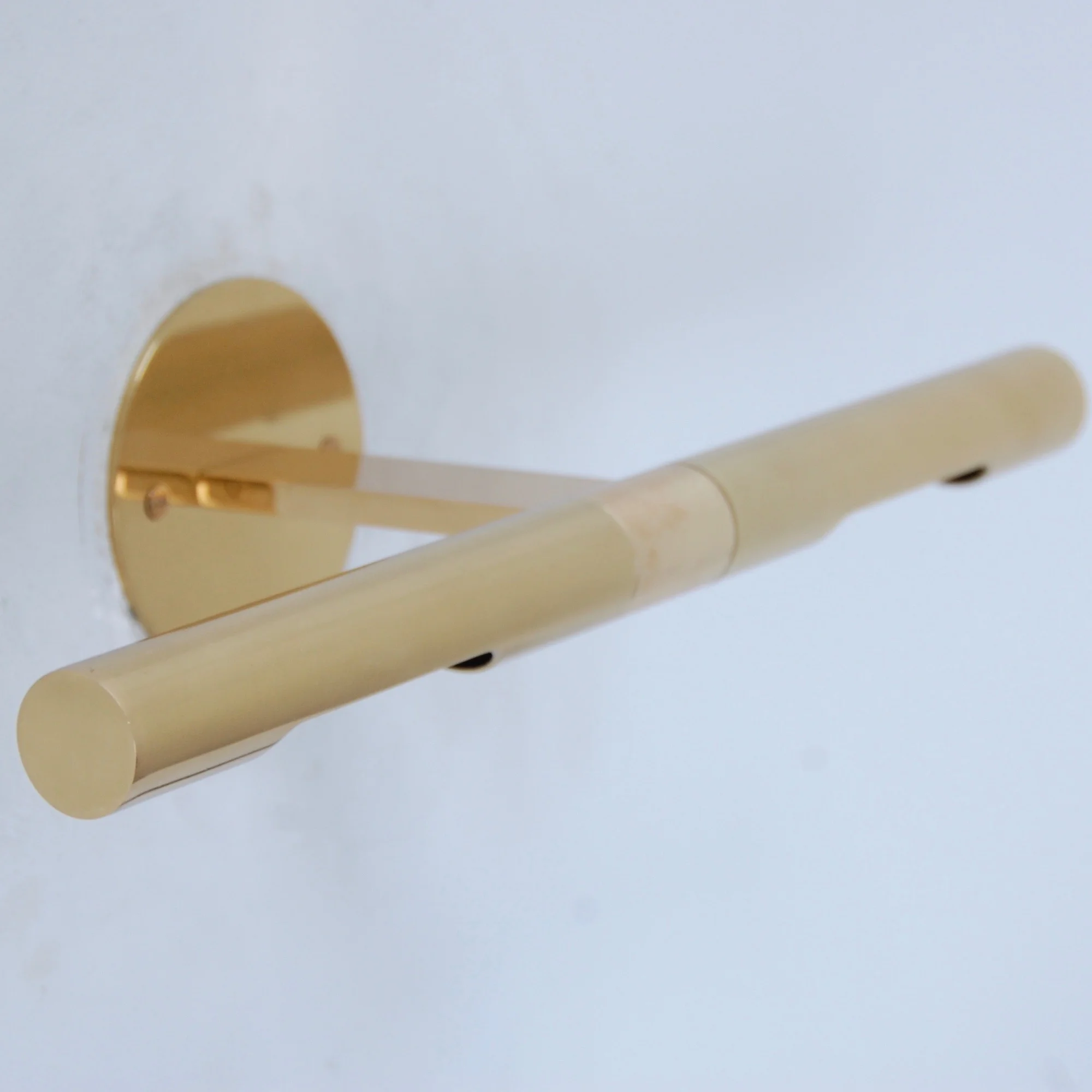 LUartSconce(Gold)7.jpg