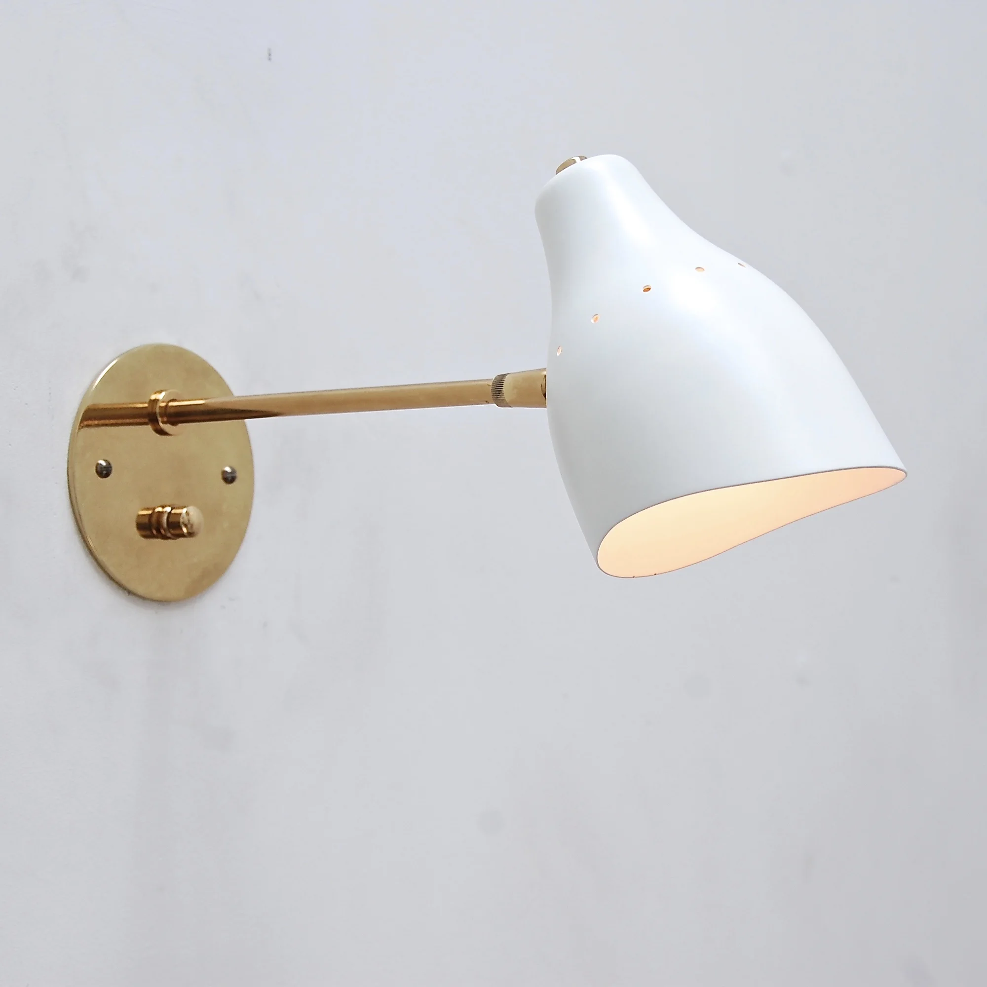 LUreadSconces9.jpg